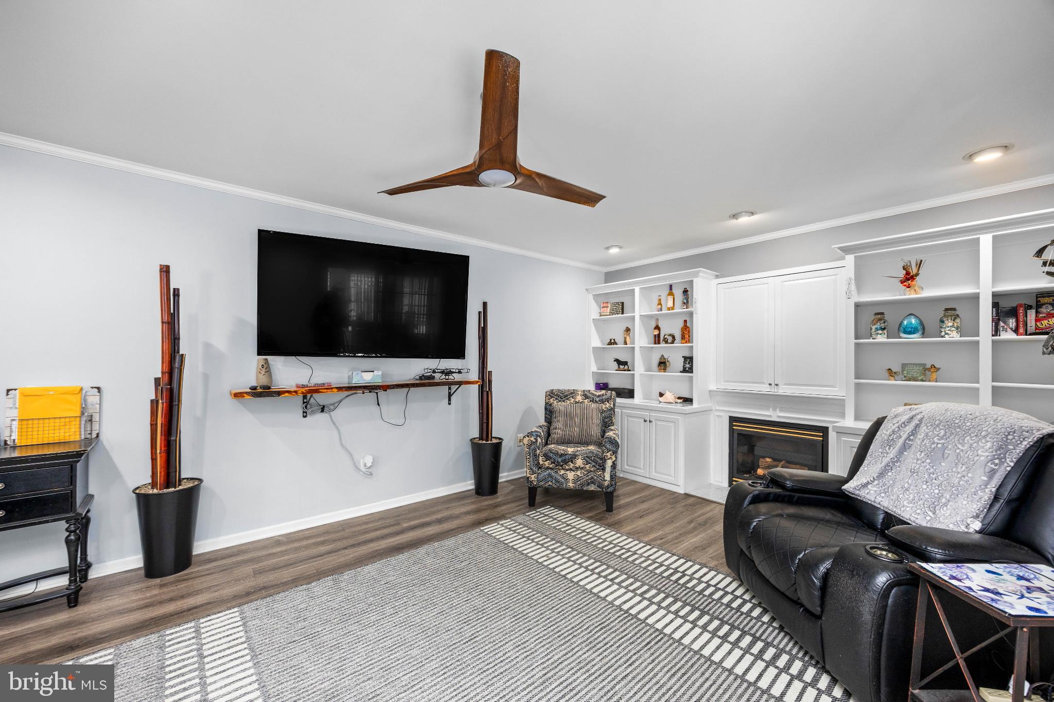 STEEPLECHASE - Residential