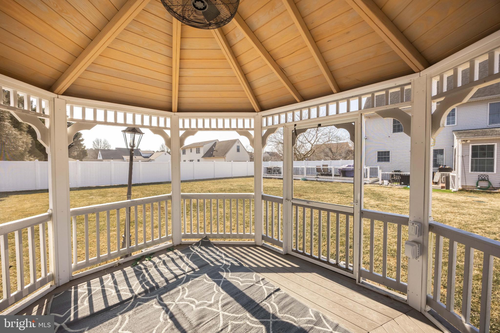 STEEPLECHASE - Residential