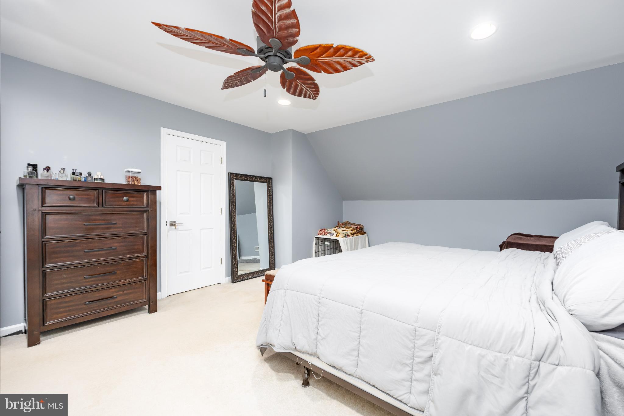 STEEPLECHASE - Residential