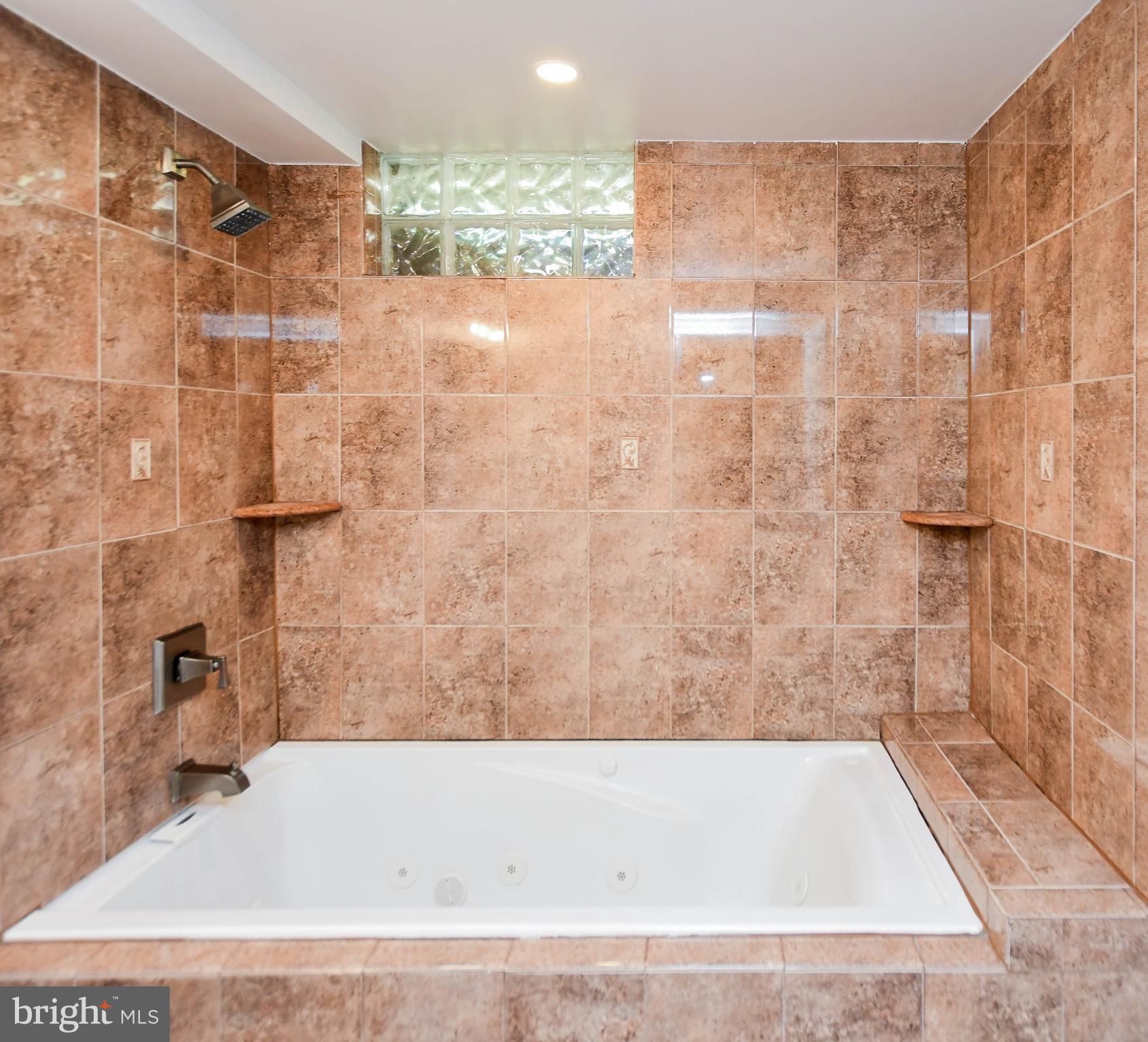 PROSPECT HILL - Residential Lease