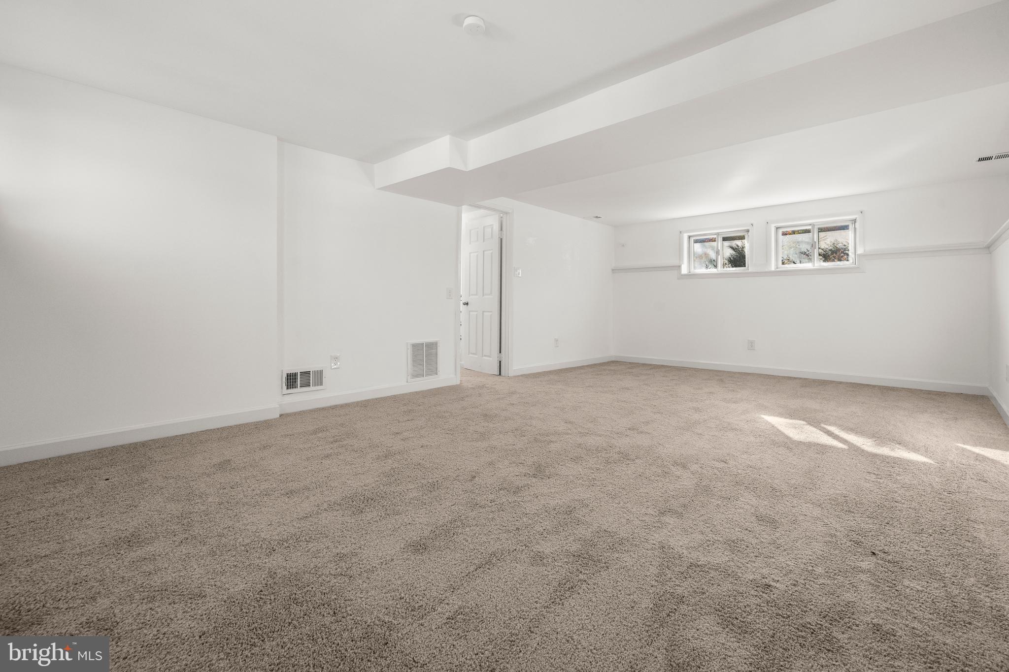 BROOKE MANOR - Residential