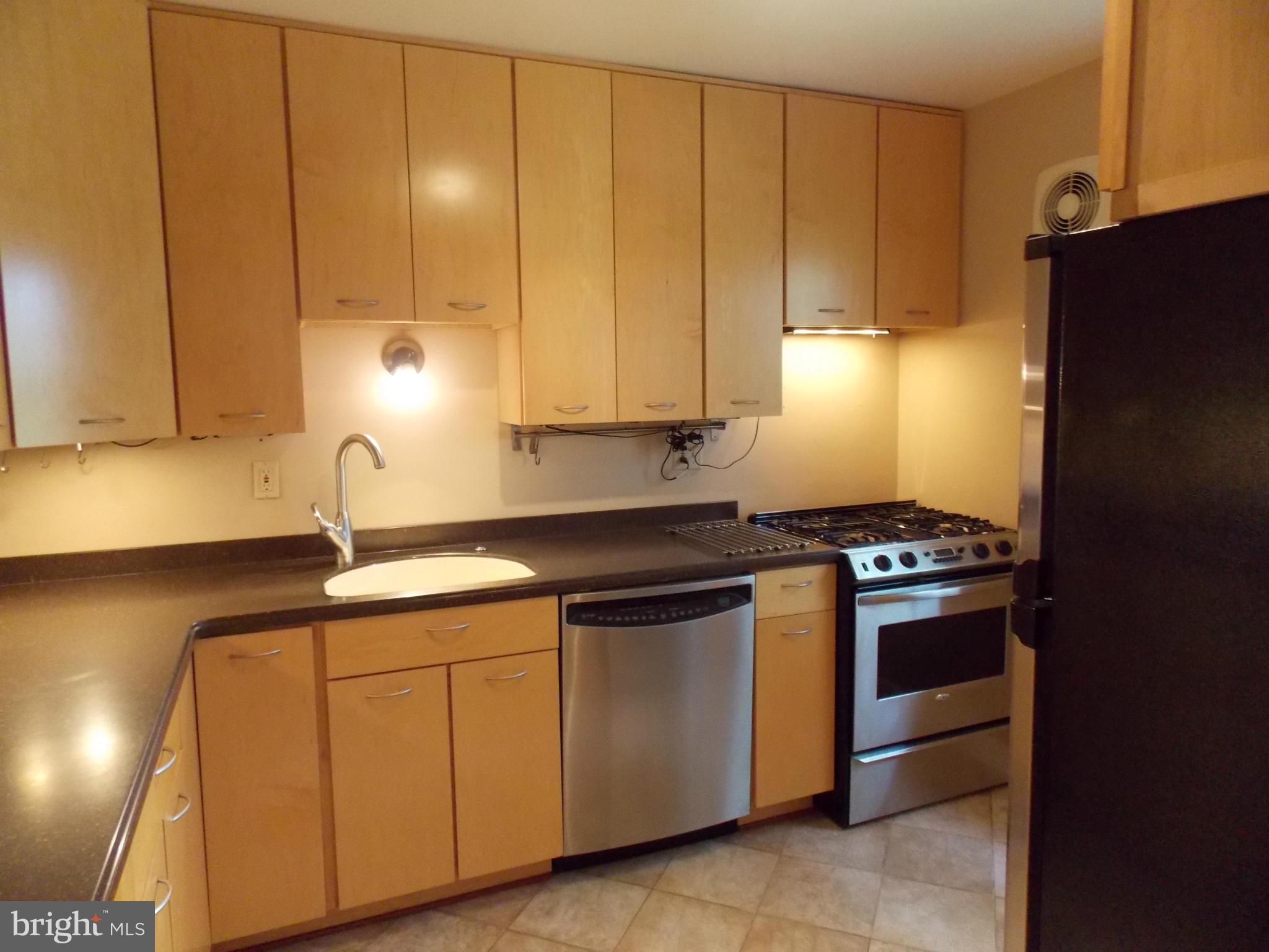 BELLE VIEW - Residential Lease