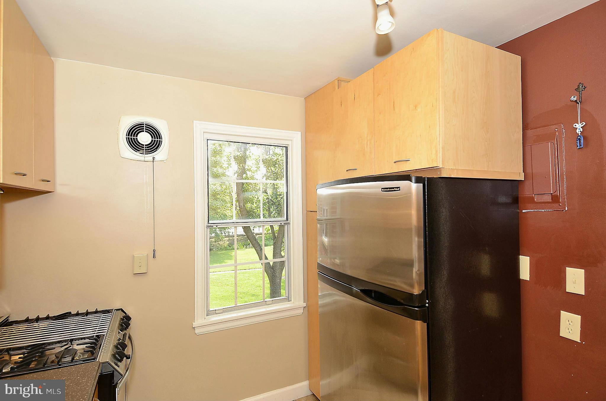 BELLE VIEW - Residential Lease