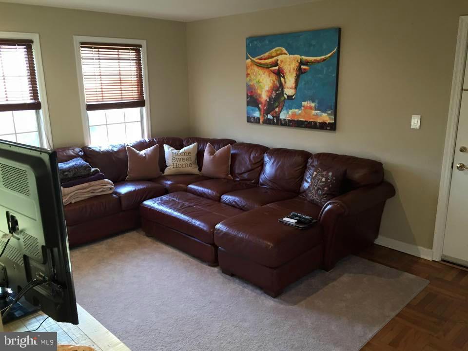 BELLE VIEW - Residential Lease