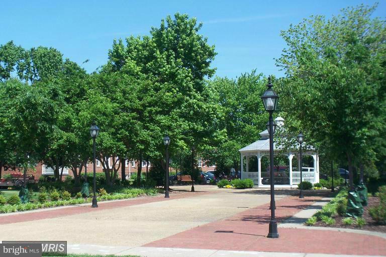 BELLE VIEW - Residential Lease