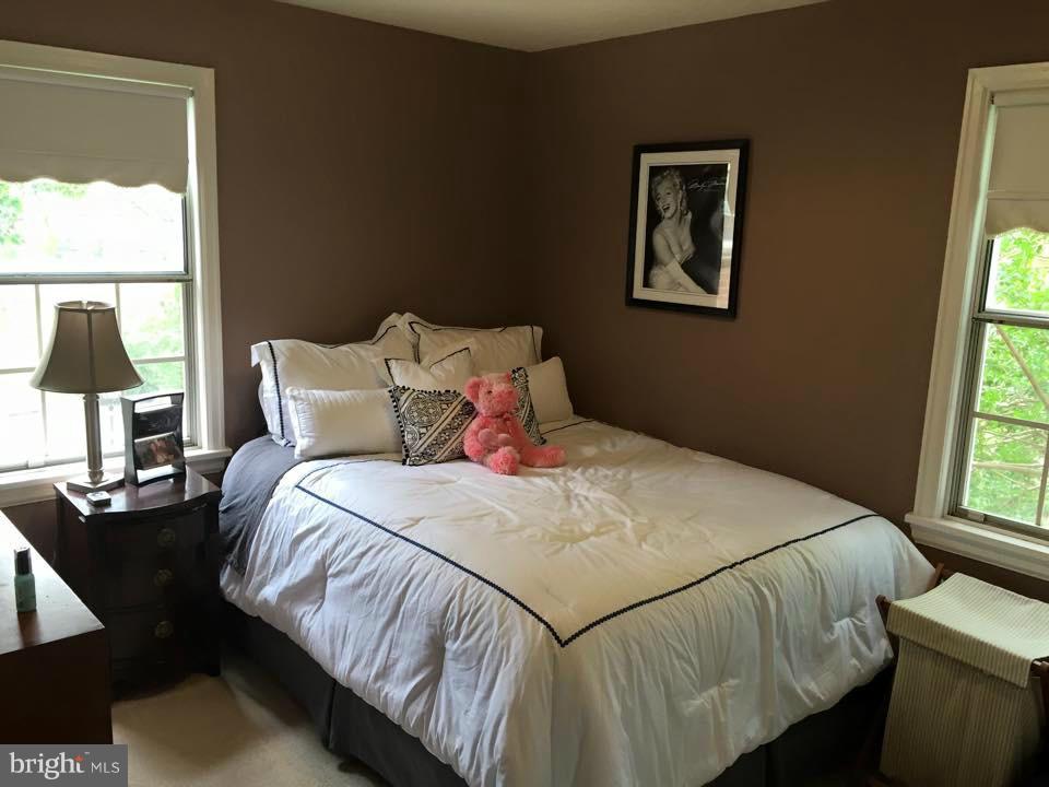 BELLE VIEW - Residential Lease