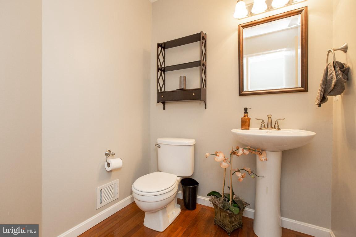 WOODSTONE - Residential