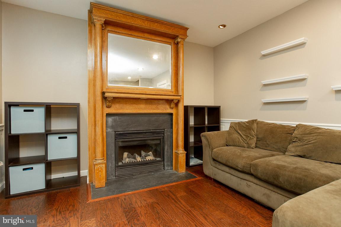 WOODSTONE - Residential