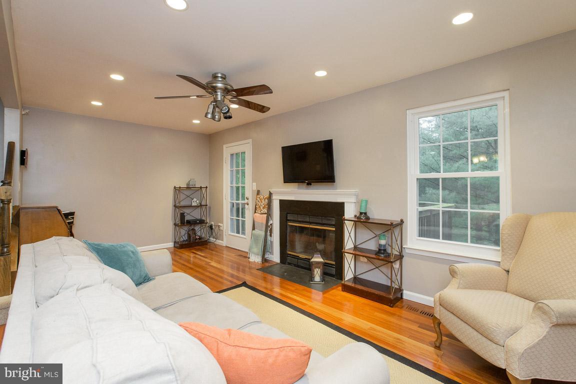 WOODSTONE - Residential