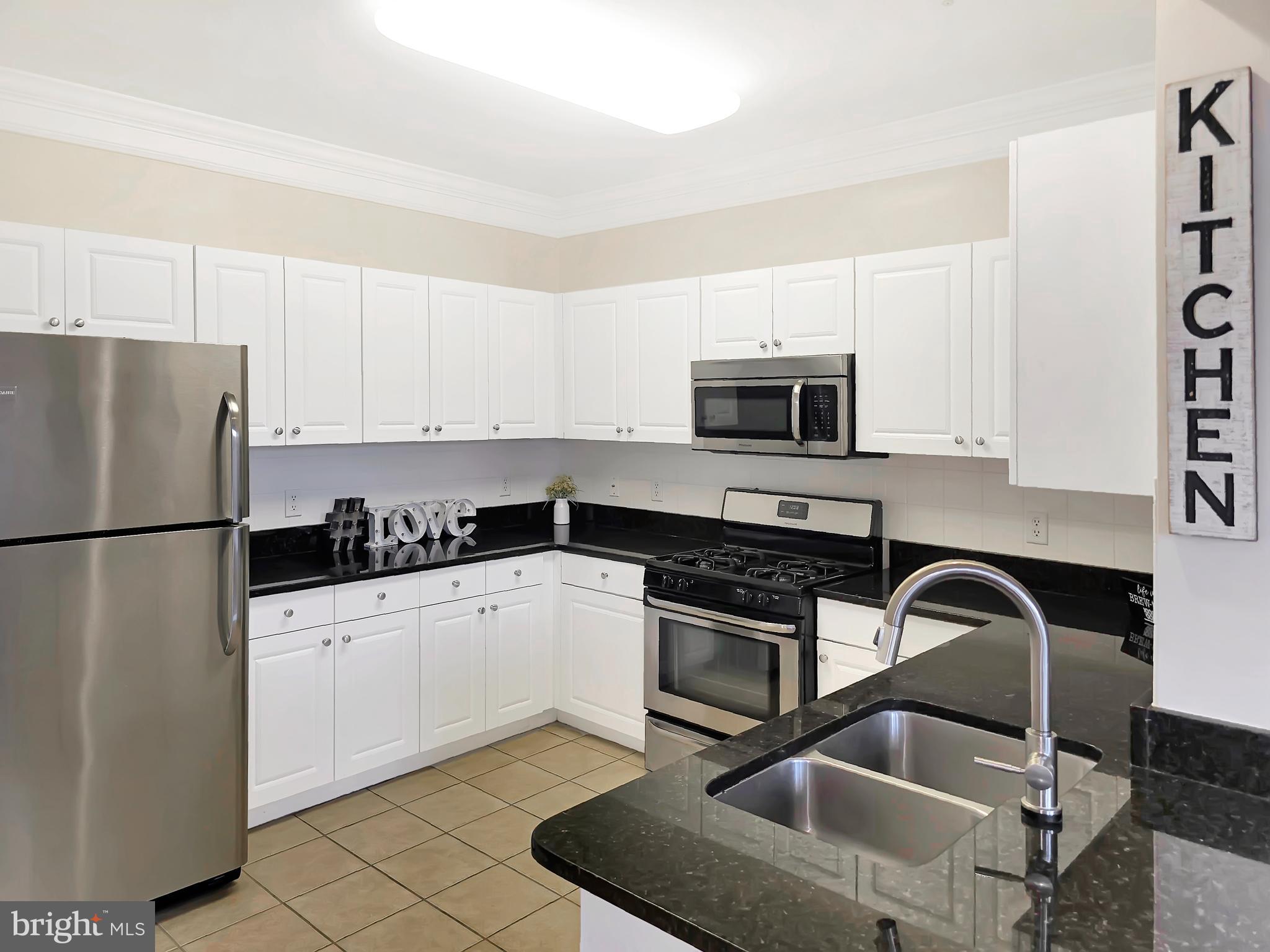 8 GRANITE PLACE 362