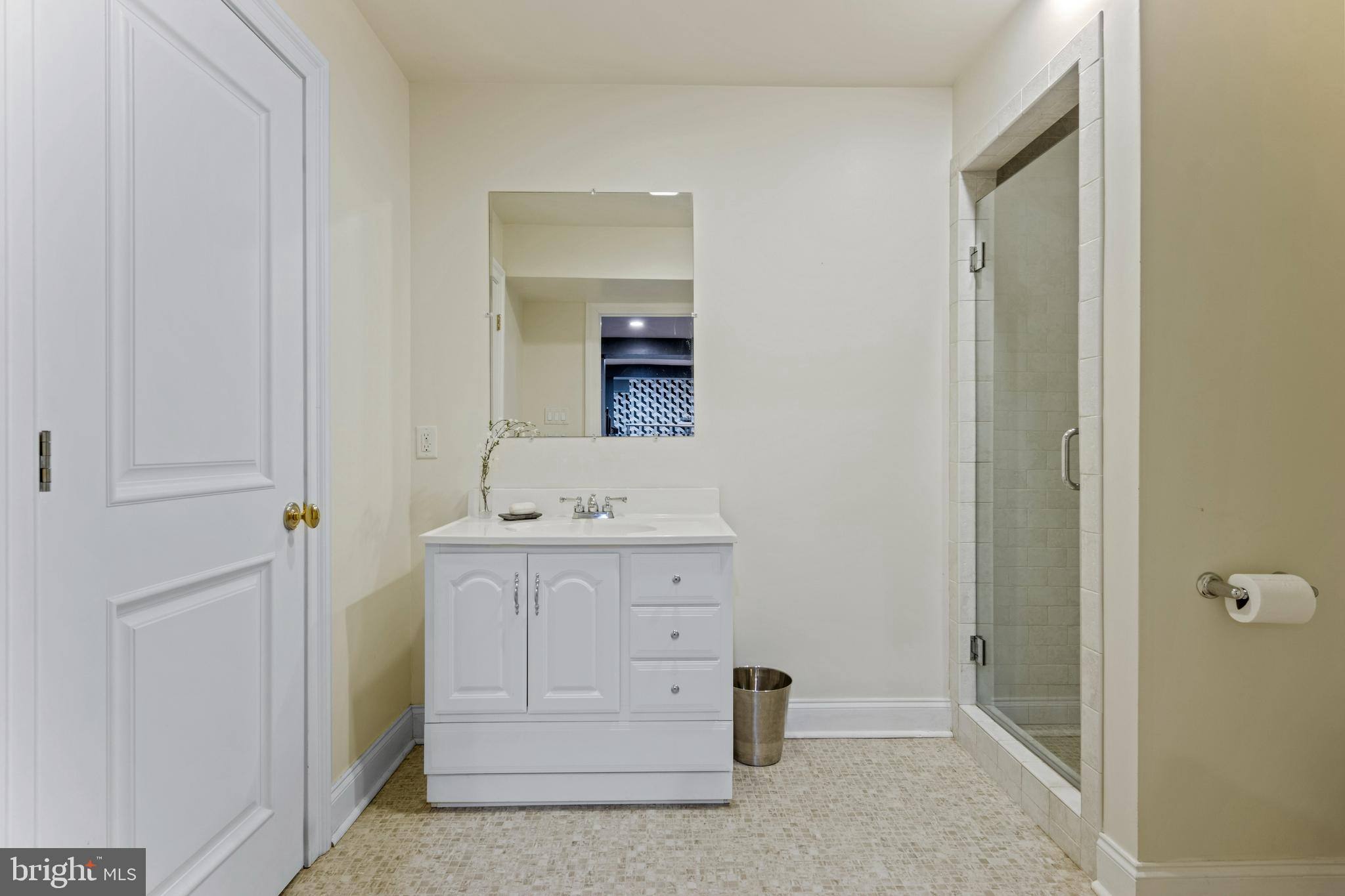 RADNOR HUNT - Residential