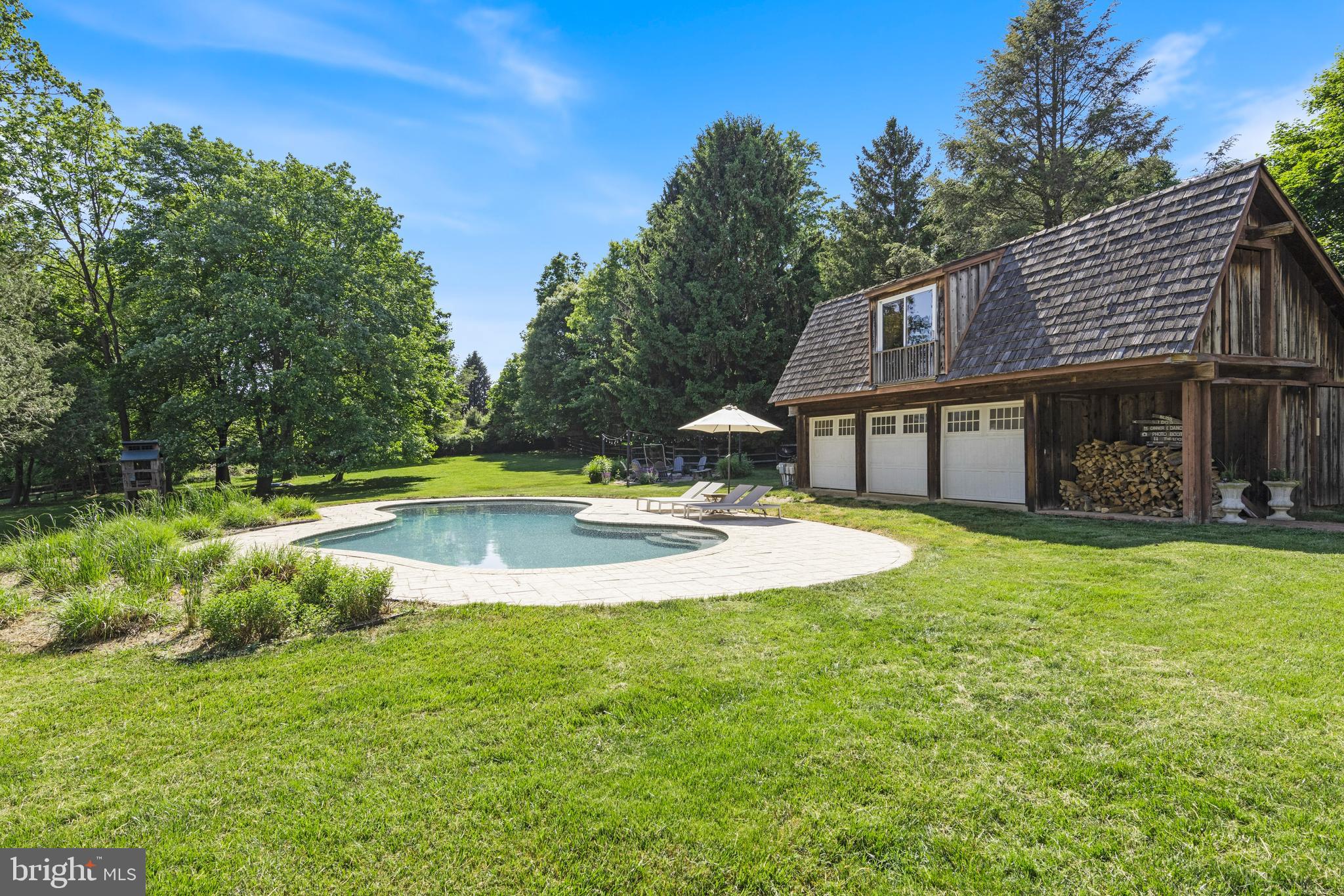 RADNOR HUNT - Residential