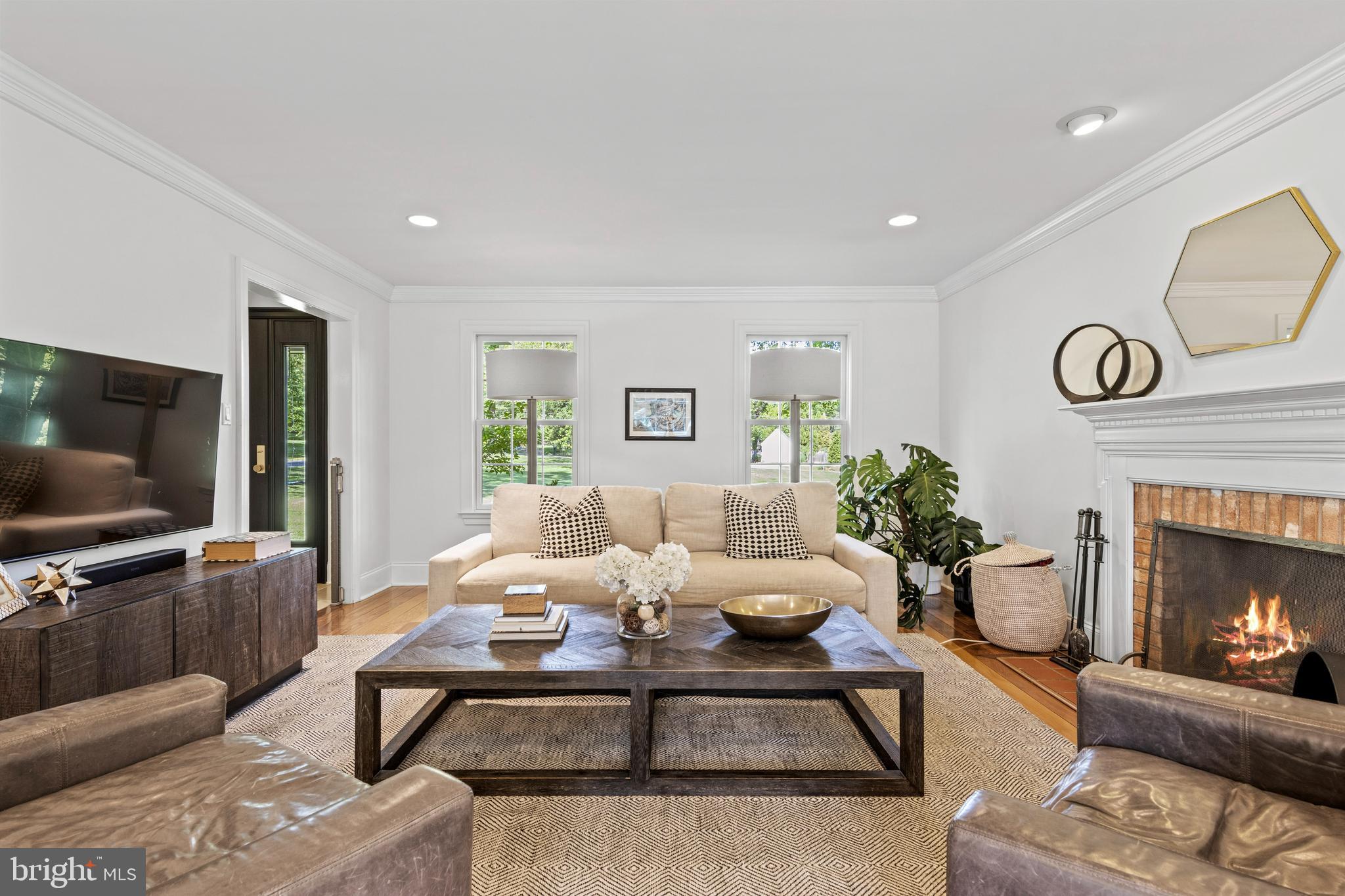 RADNOR HUNT - Residential