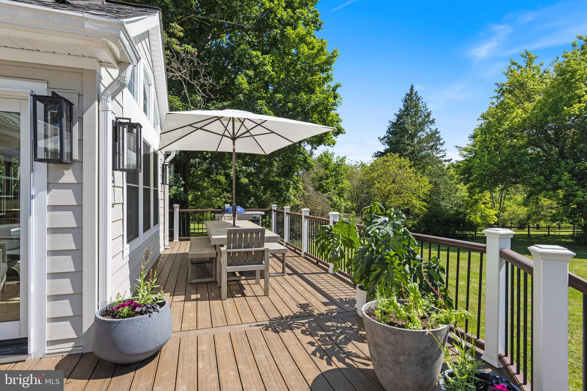 RADNOR HUNT - Residential