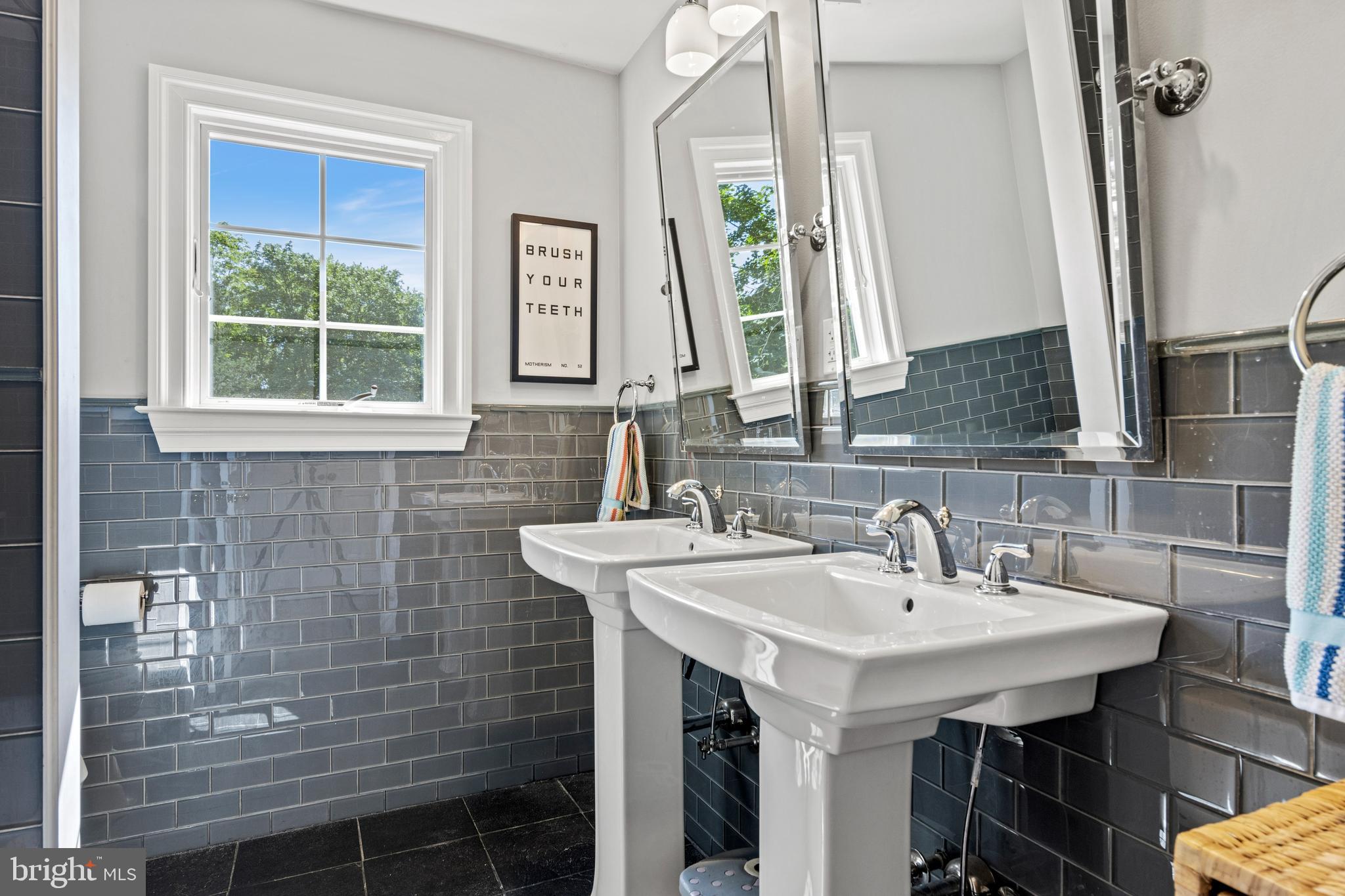 RADNOR HUNT - Residential