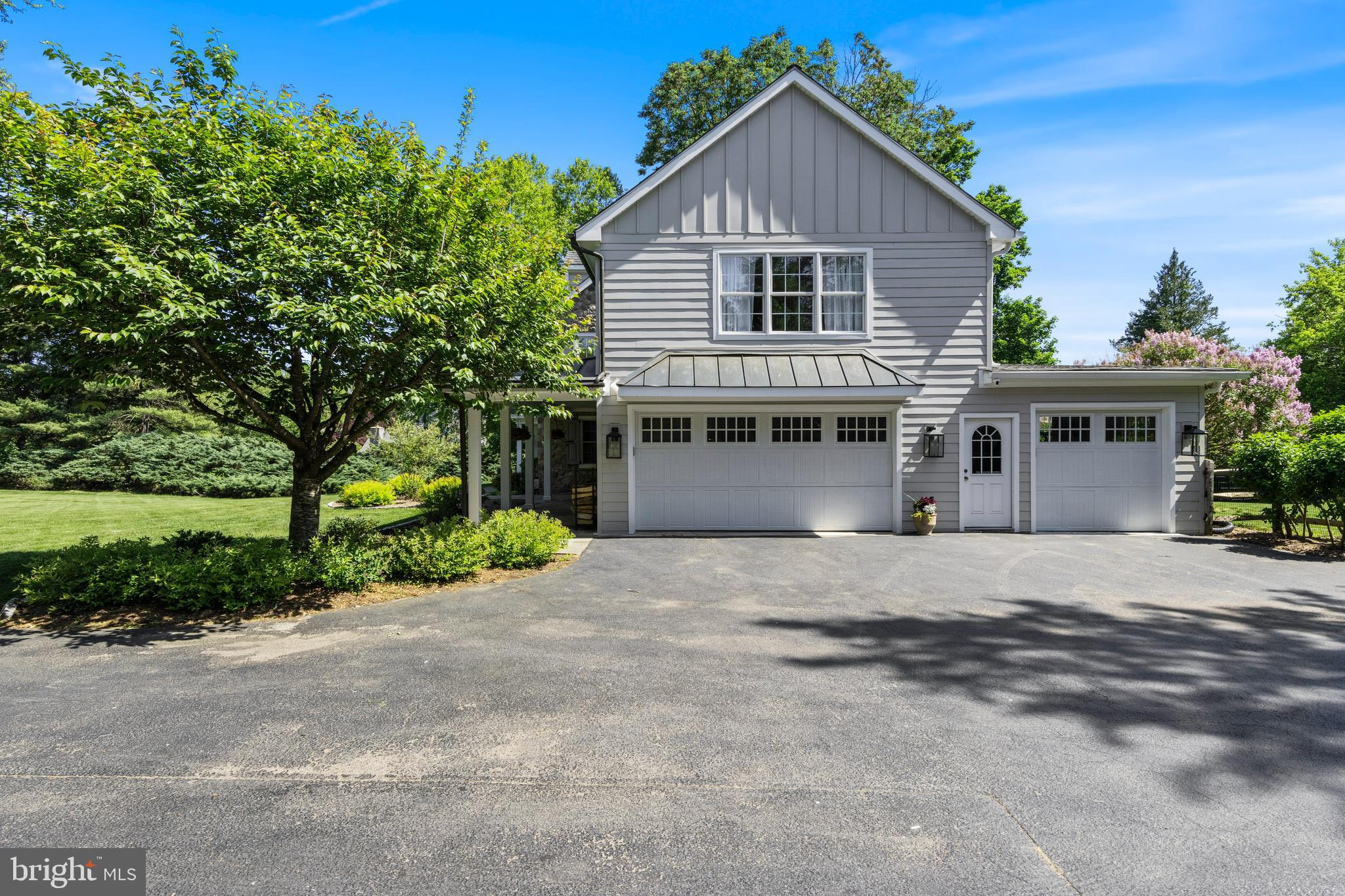 RADNOR HUNT - Residential