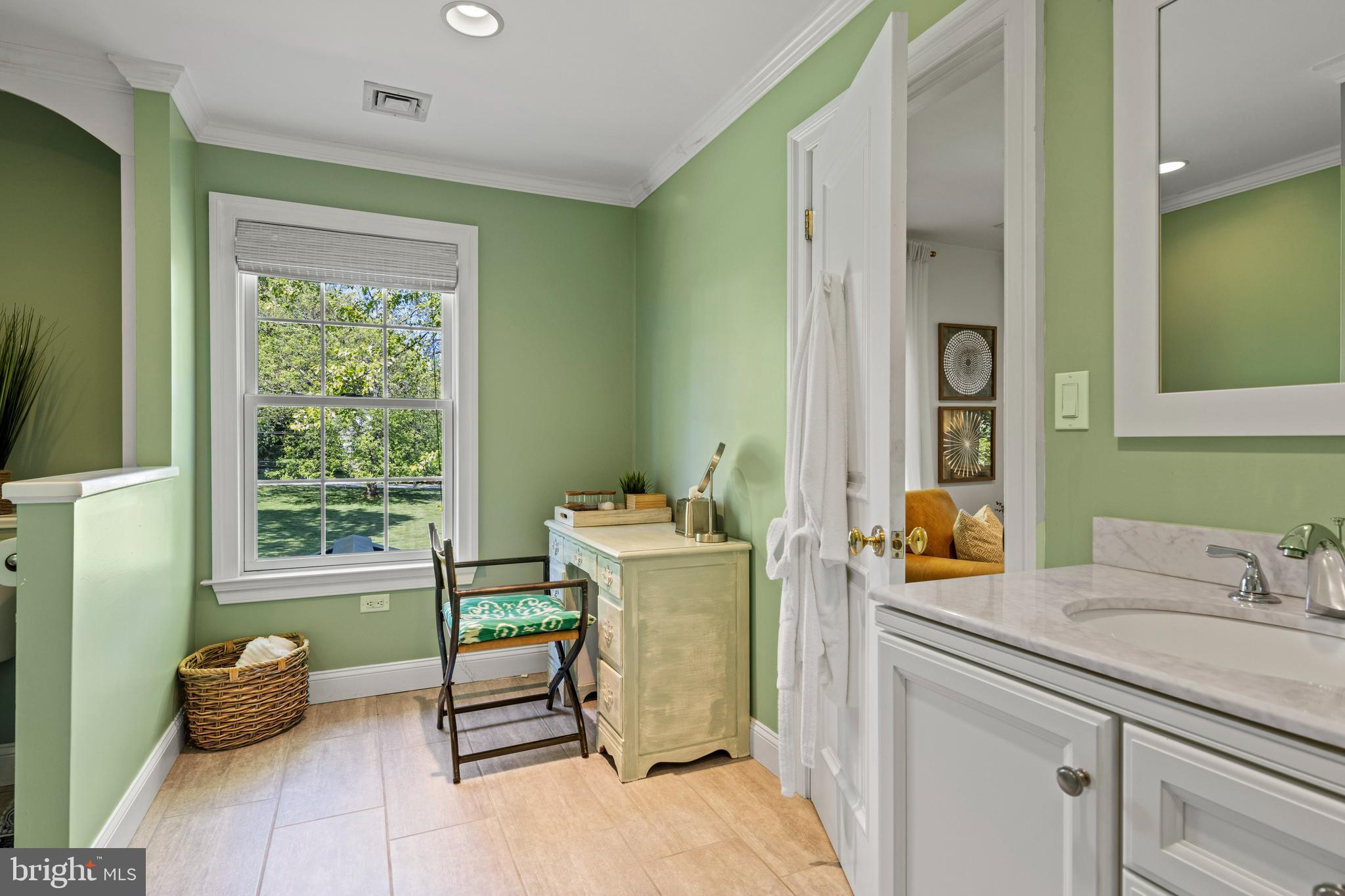 RADNOR HUNT - Residential