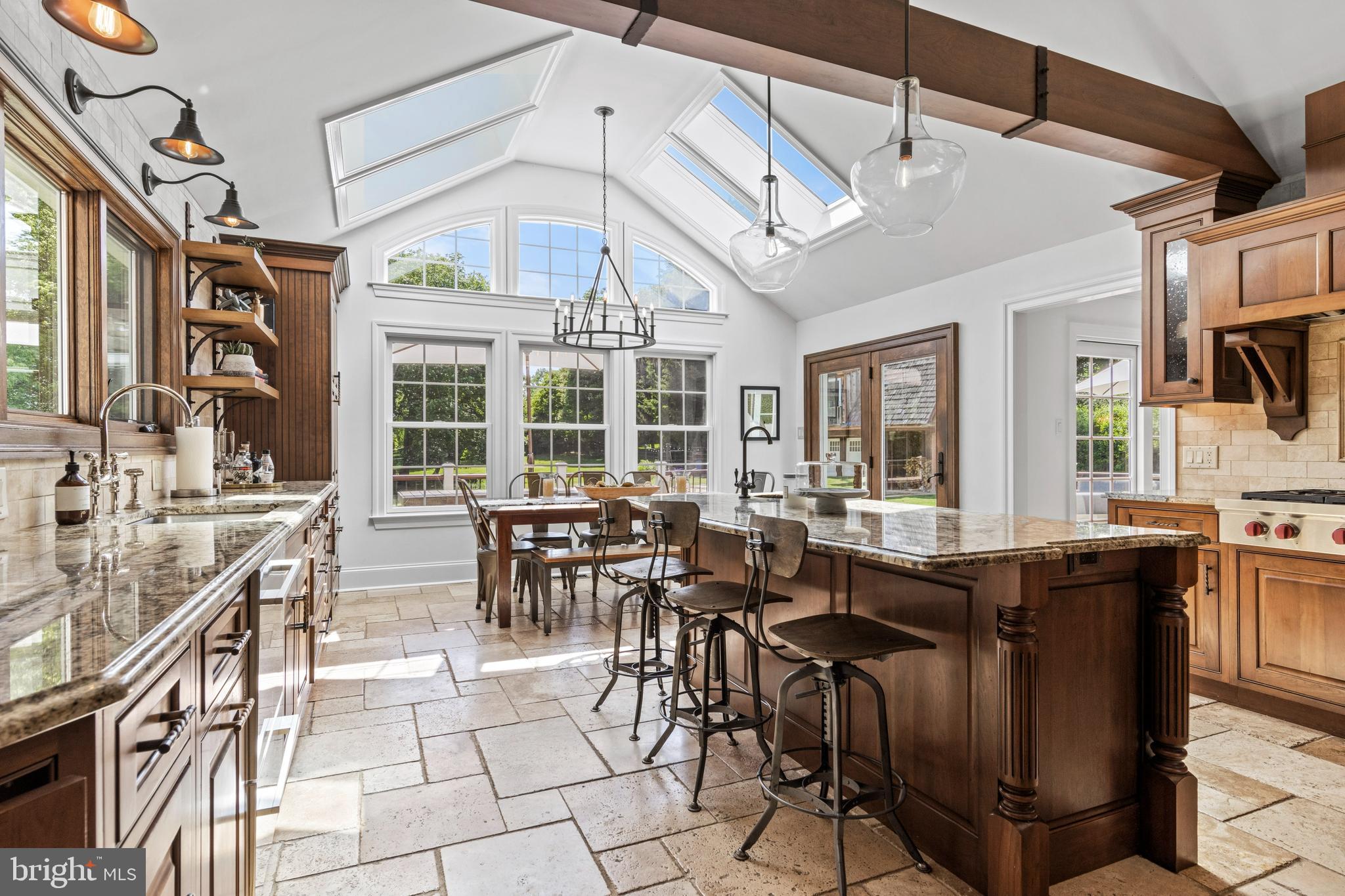 RADNOR HUNT - Residential