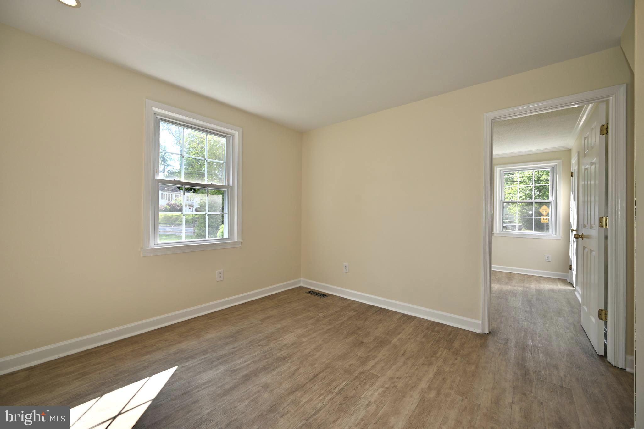 WEST LAWN - Residential