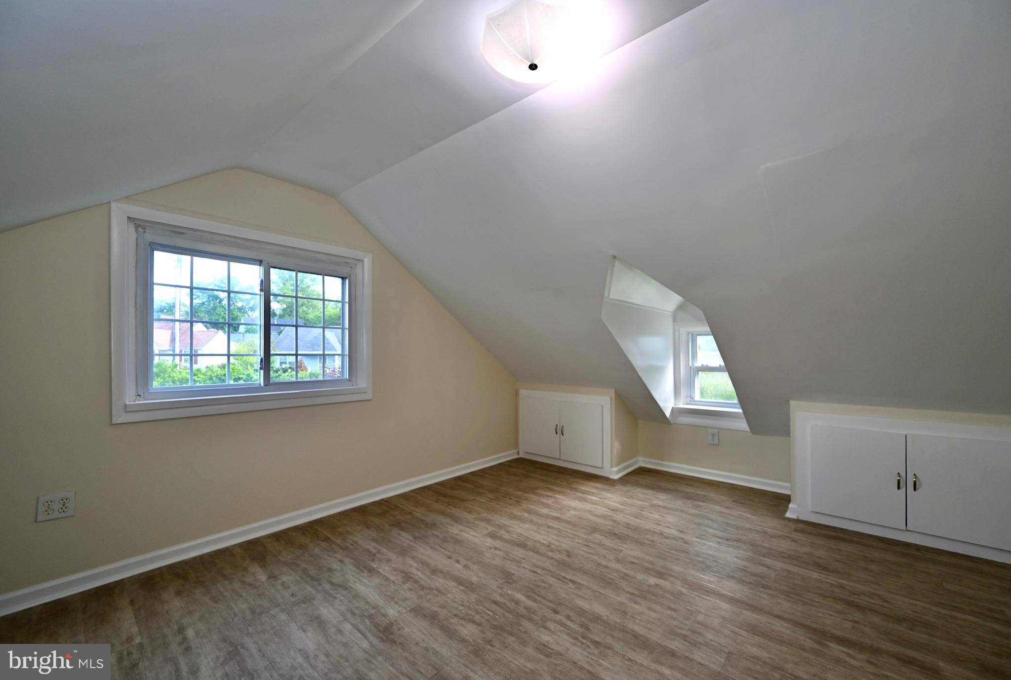 WEST LAWN - Residential