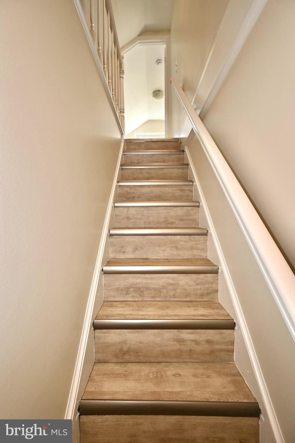 WEST LAWN - Residential