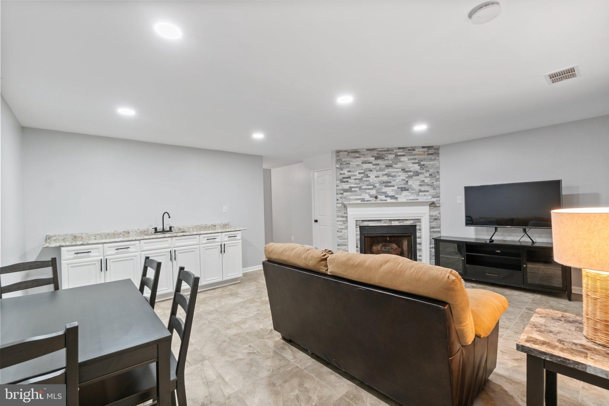 WESTRIDGE - Residential