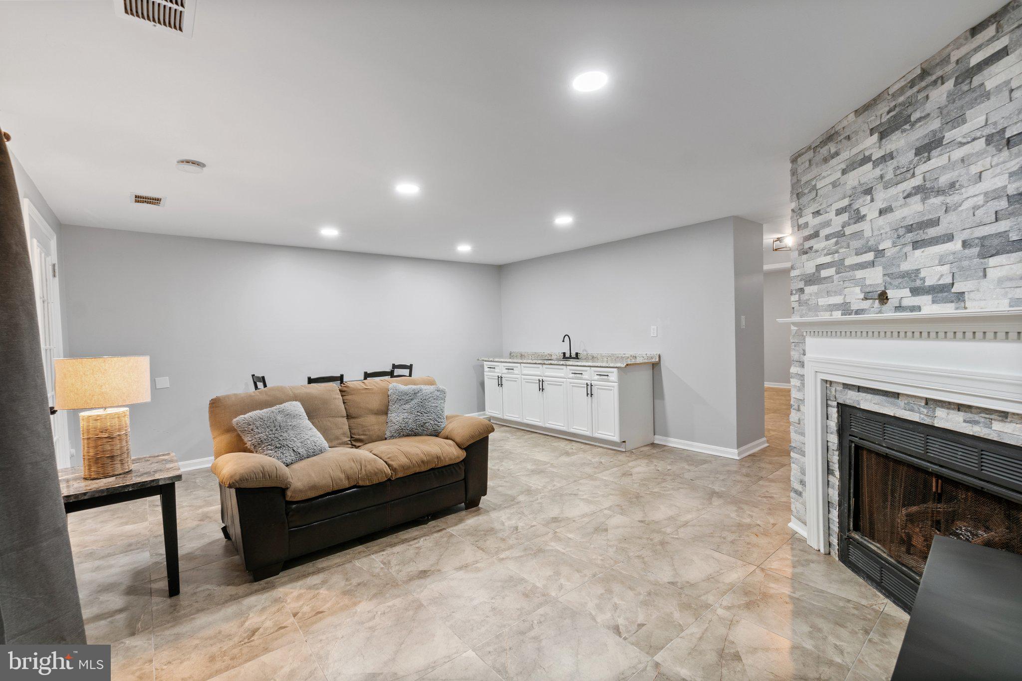 WESTRIDGE - Residential