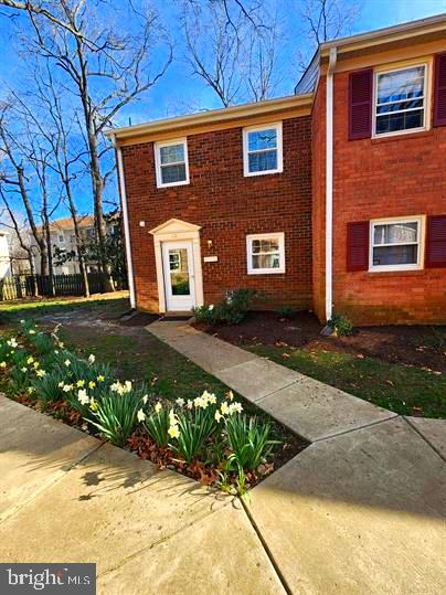 431 GREENBRIER COURT 431