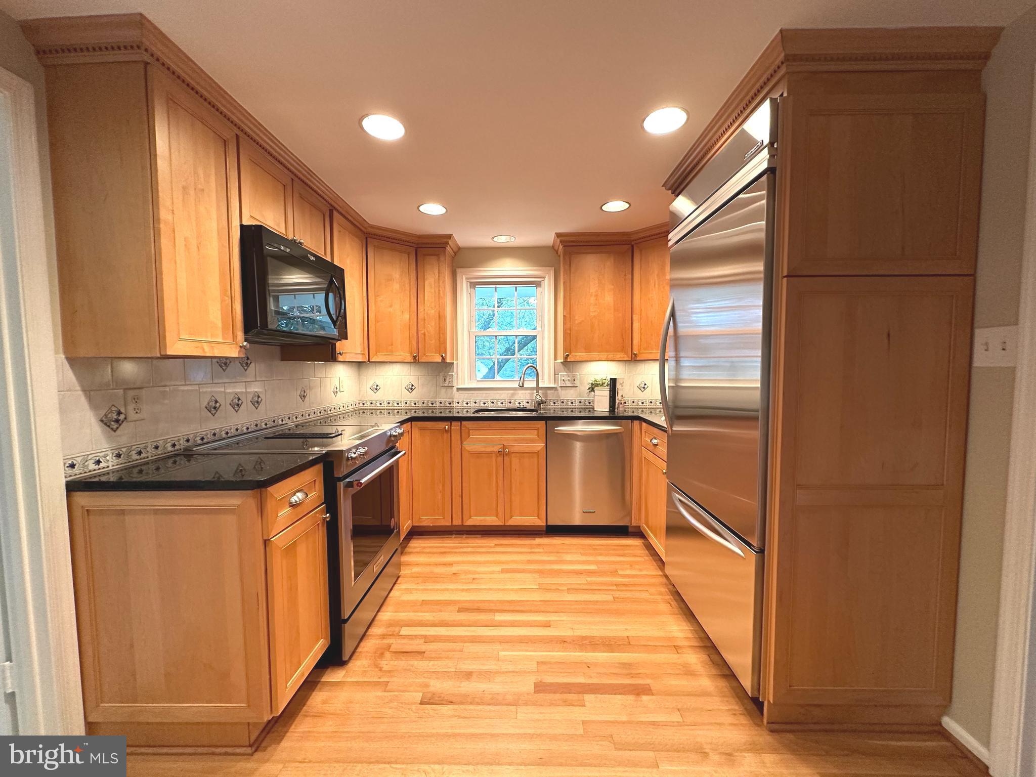 FAIR OAKS ESTATES - Residential