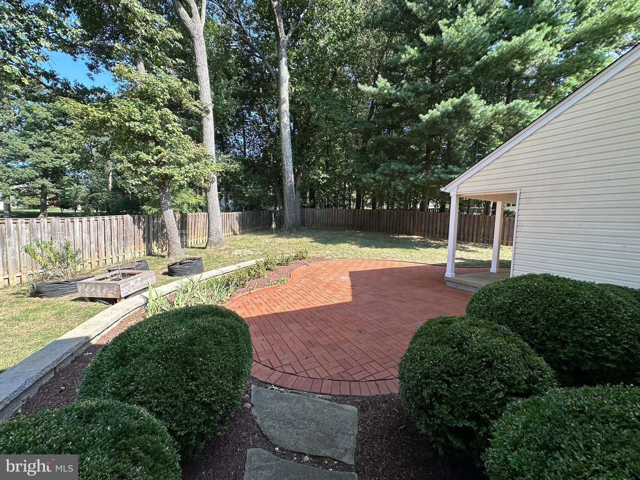 FAIR OAKS ESTATES - Residential