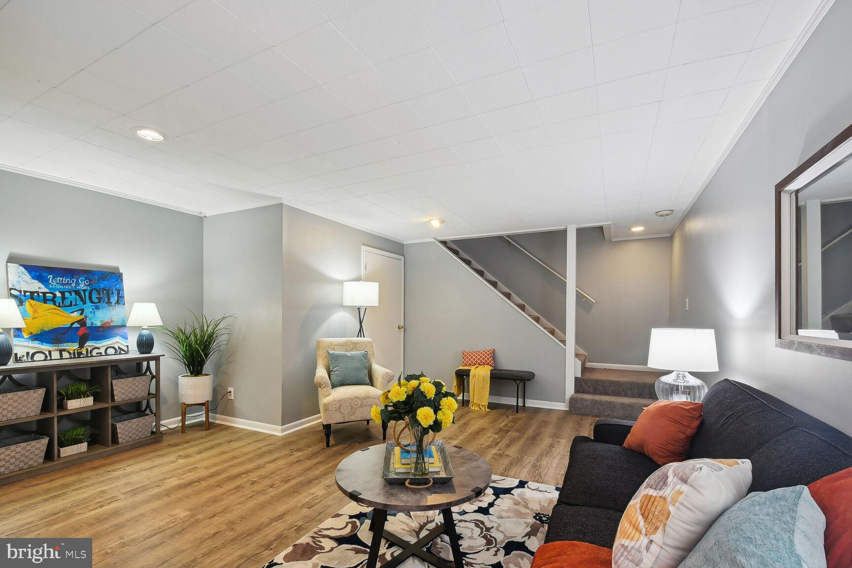 FAIR OAKS ESTATES - Residential