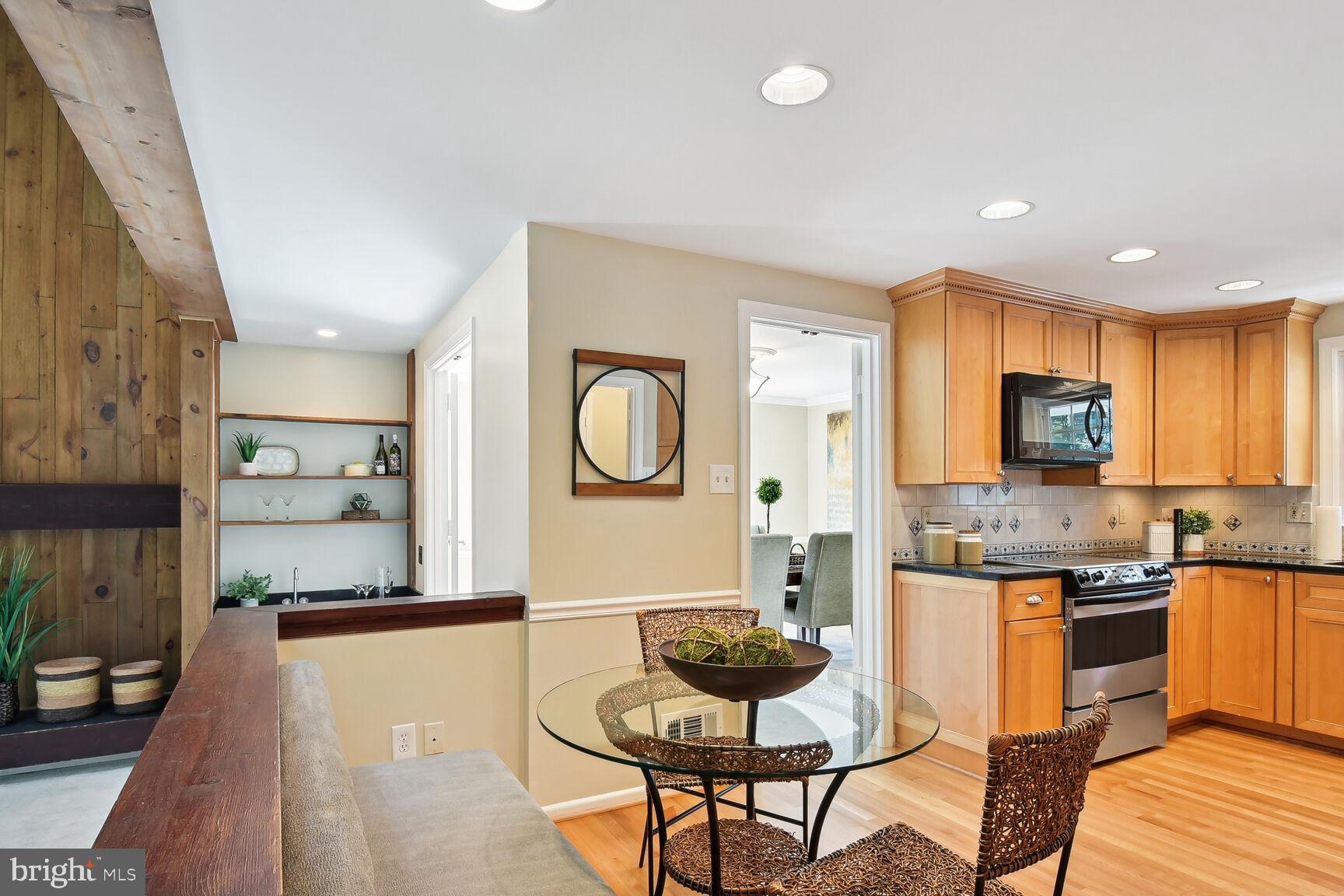 FAIR OAKS ESTATES - Residential