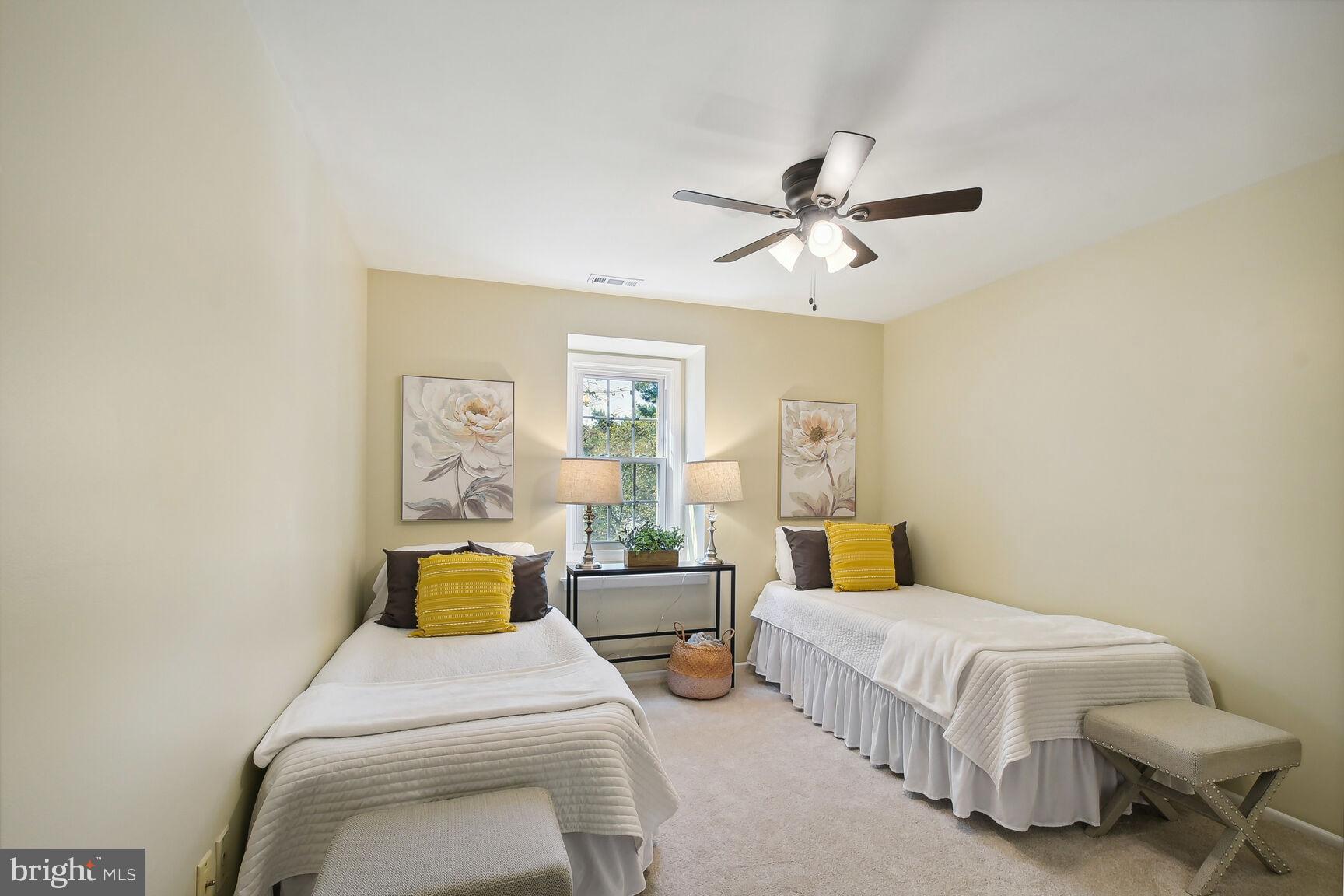 FAIR OAKS ESTATES - Residential