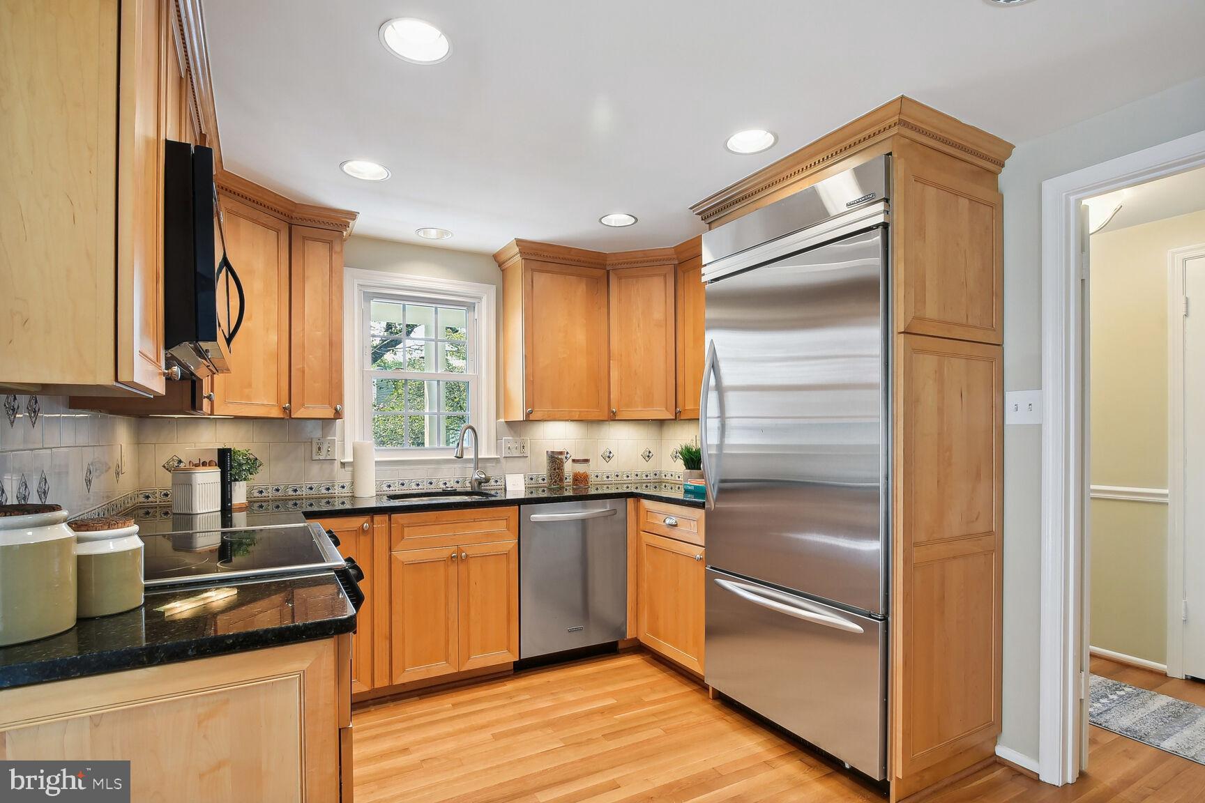 FAIR OAKS ESTATES - Residential