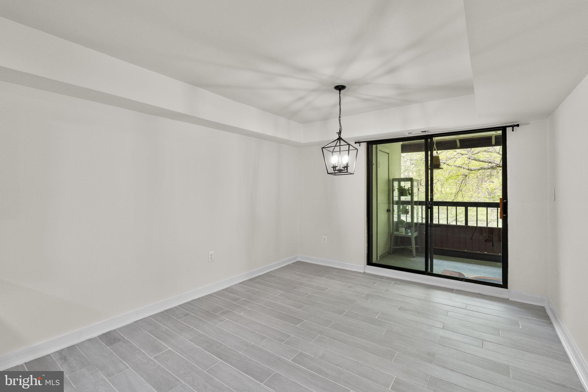 DEERING WOODS - Residential