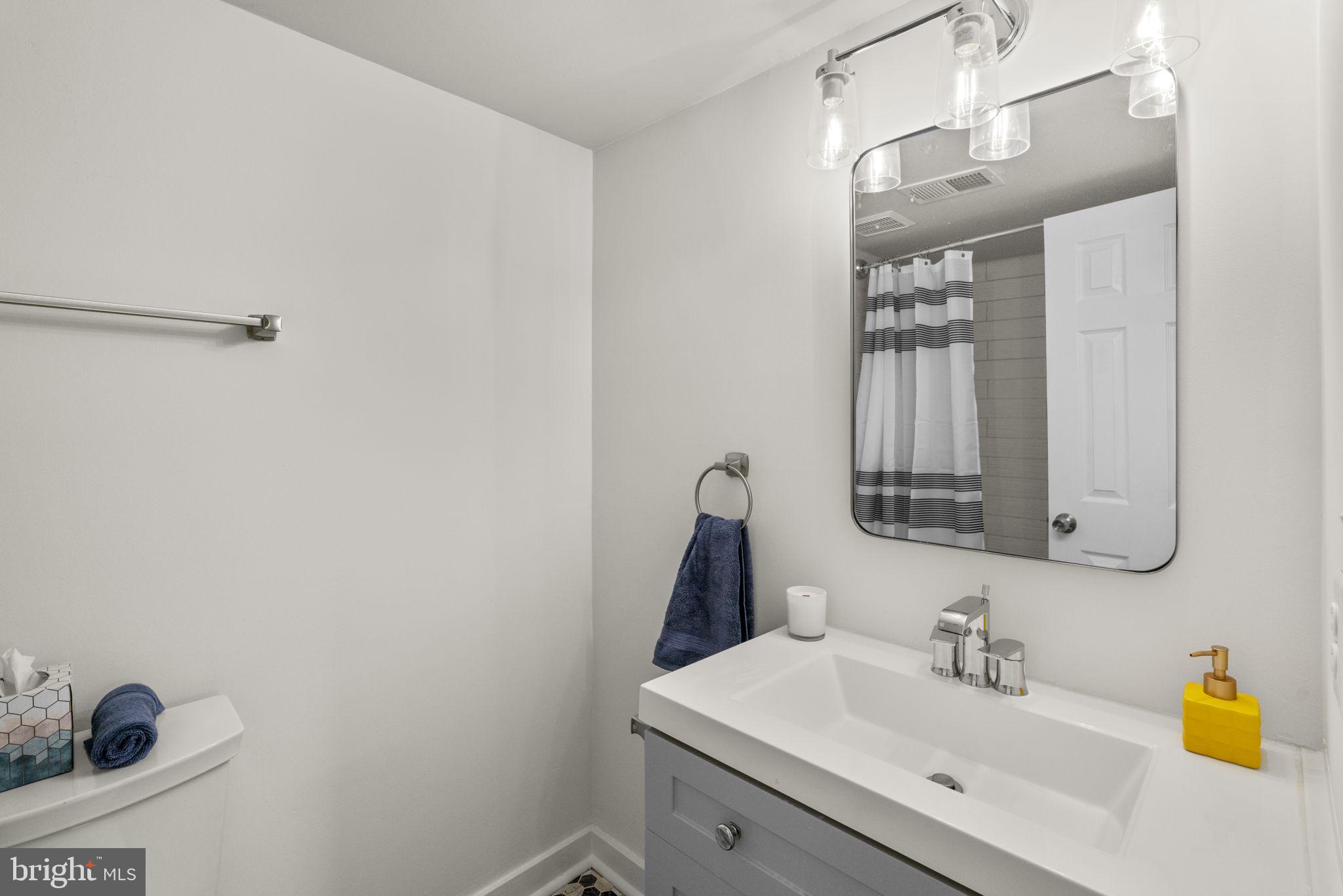 DEERING WOODS - Residential