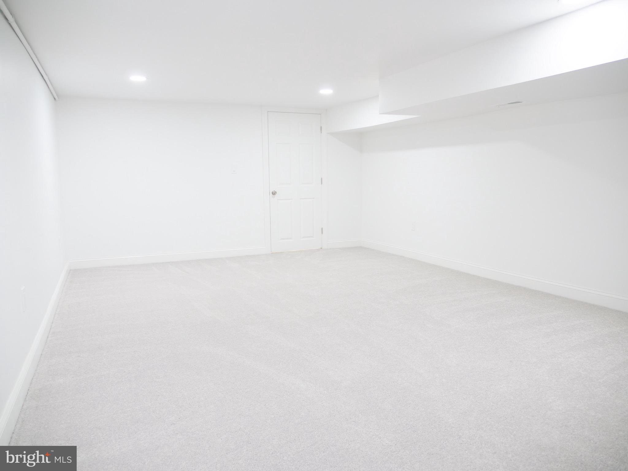 WEST OAK LANE - Residential