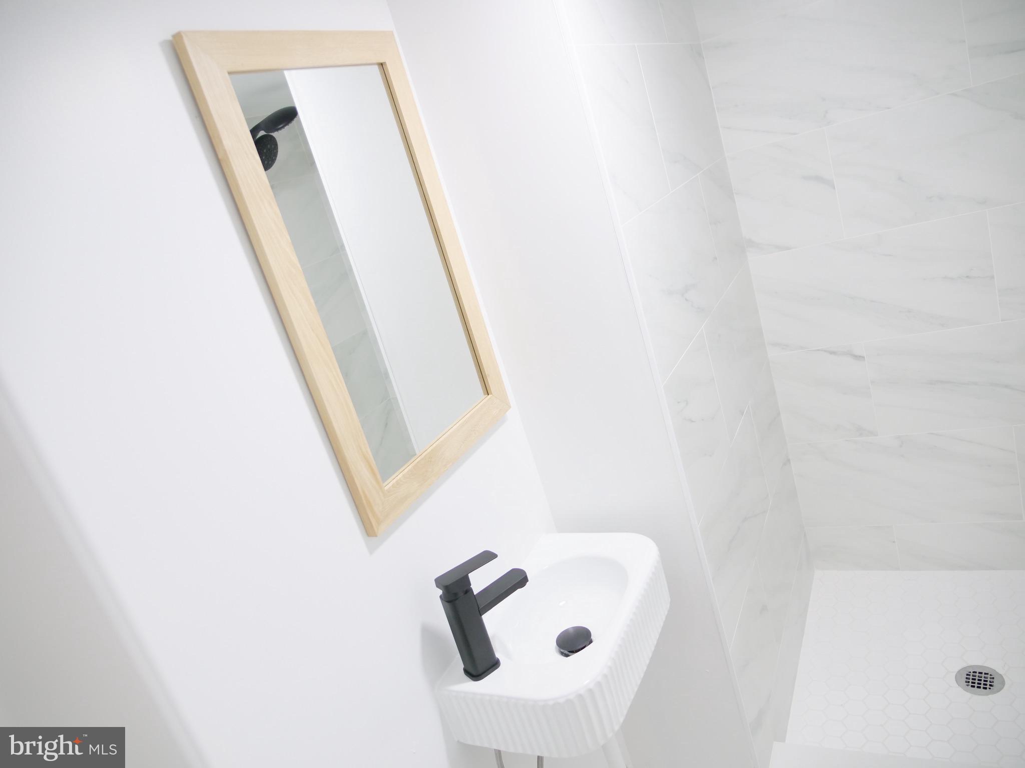 WEST OAK LANE - Residential