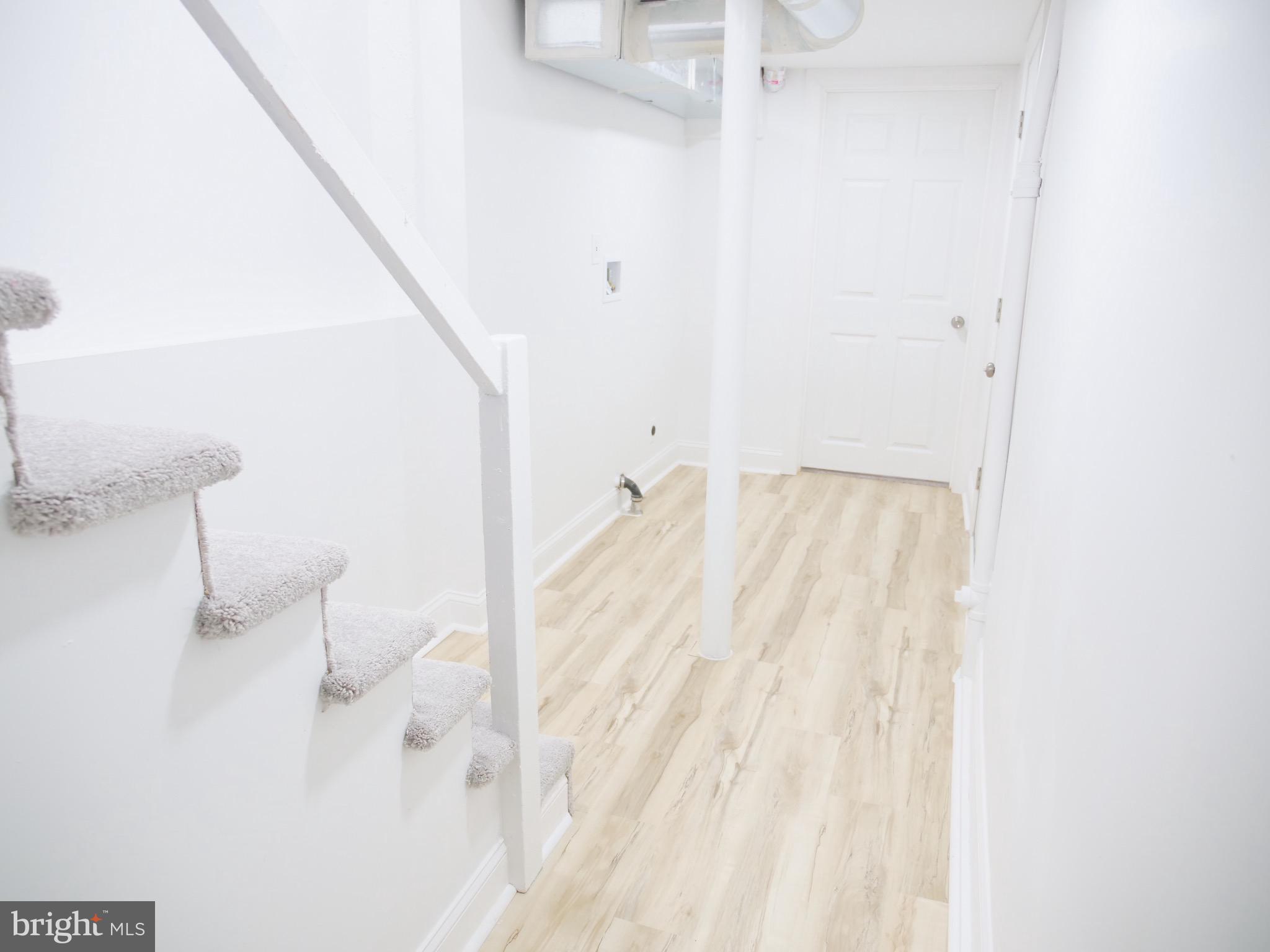 WEST OAK LANE - Residential