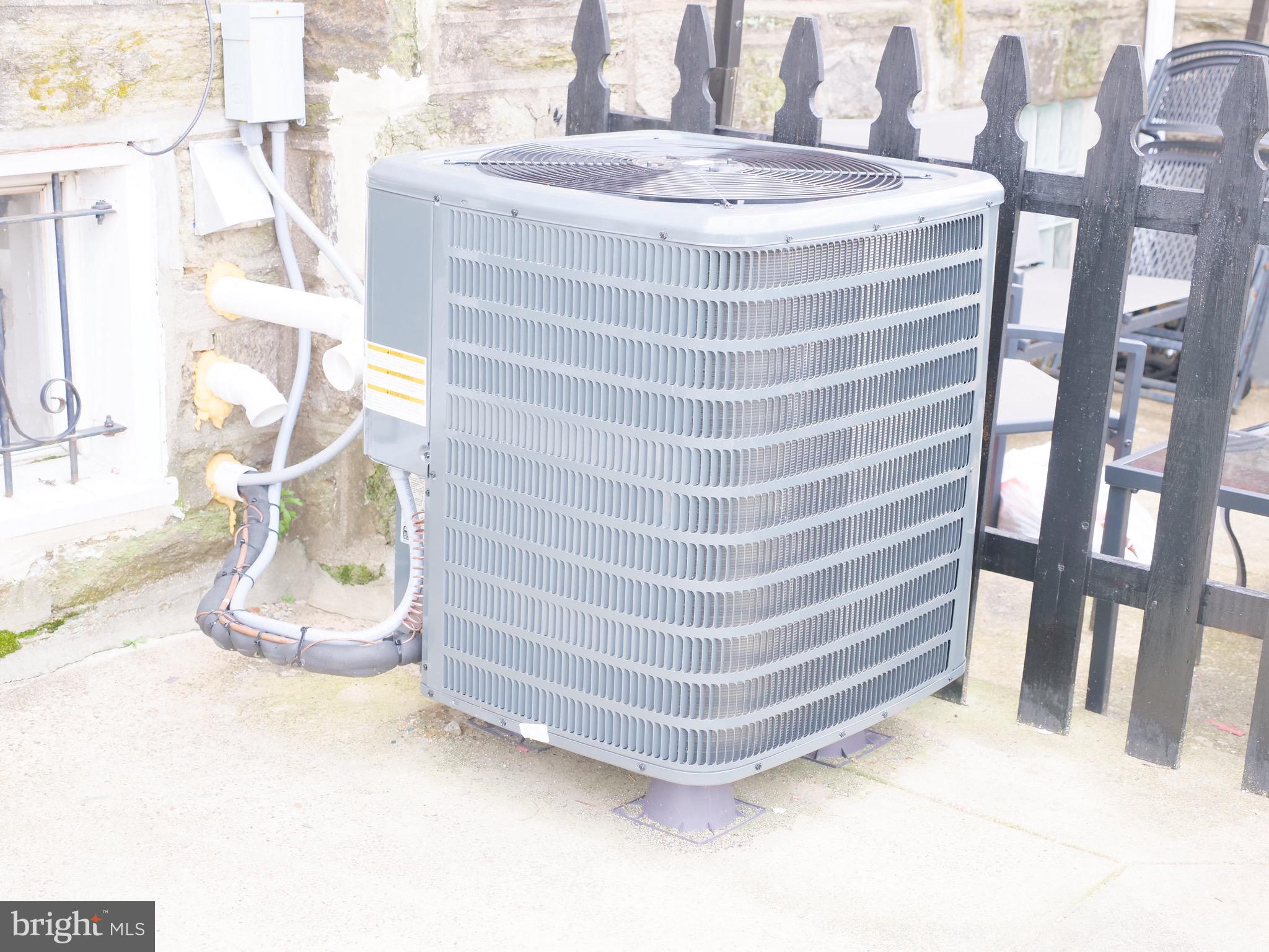 WEST OAK LANE - Residential