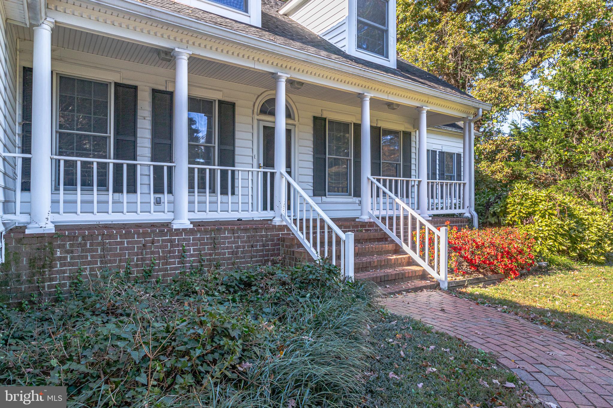 50 CEDARDALE LANE