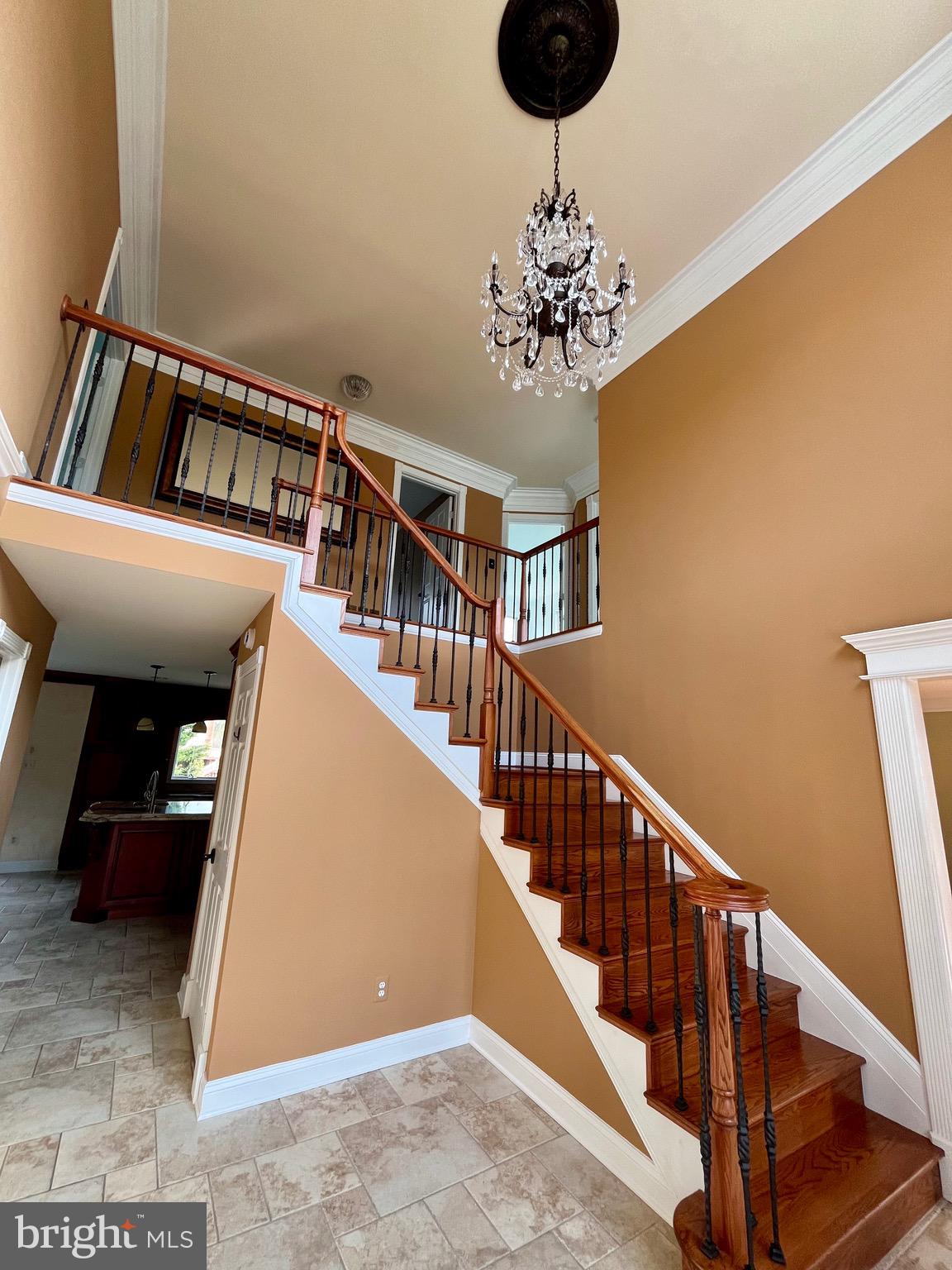 216 ROLLING KNOLL DRIVE