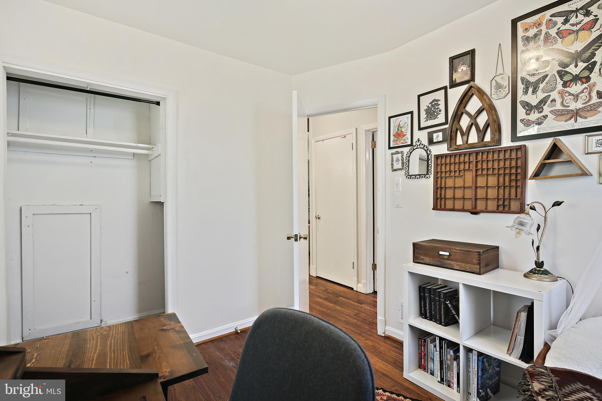 KNOLLWOOD - Residential