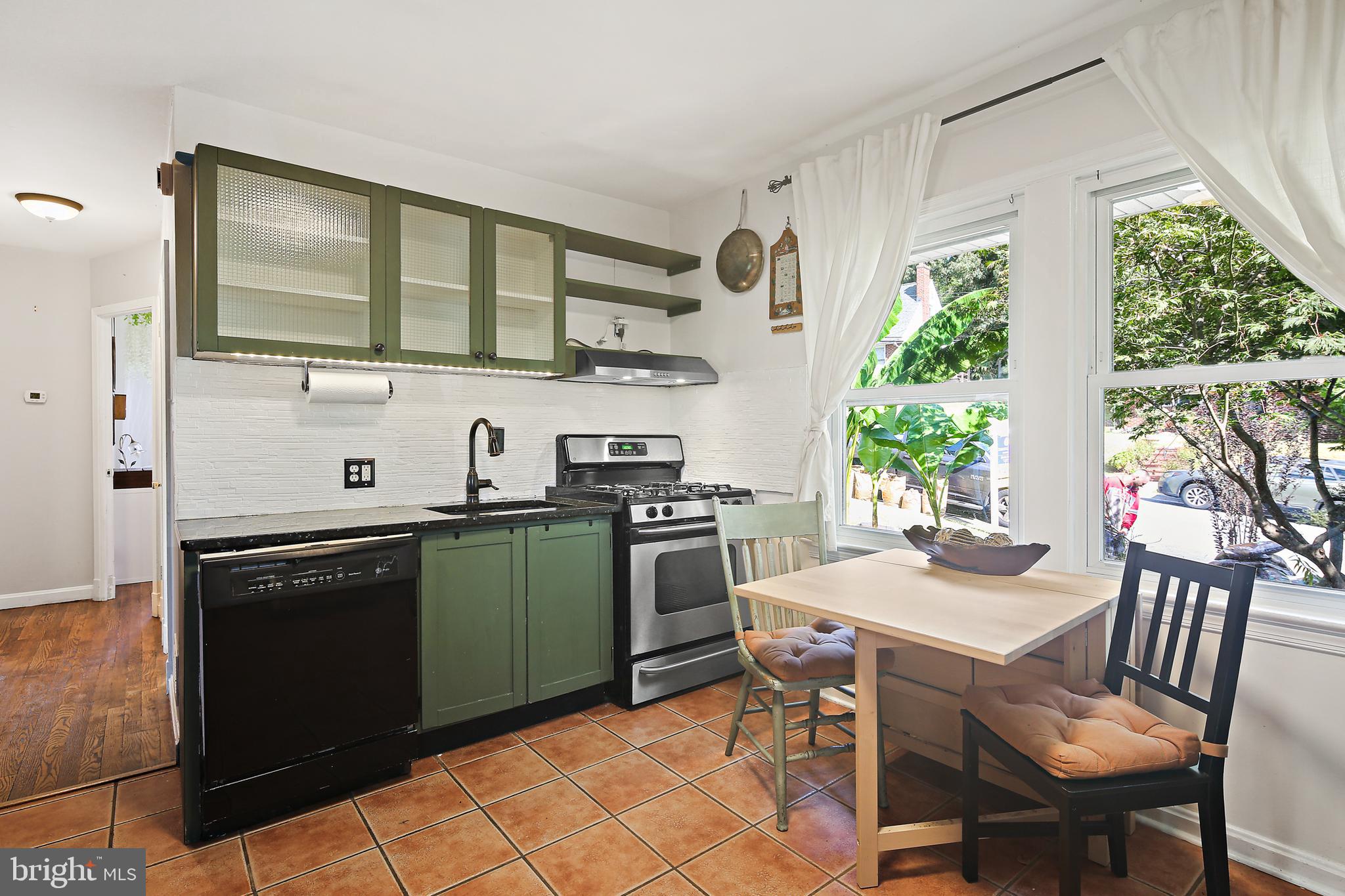 KNOLLWOOD - Residential