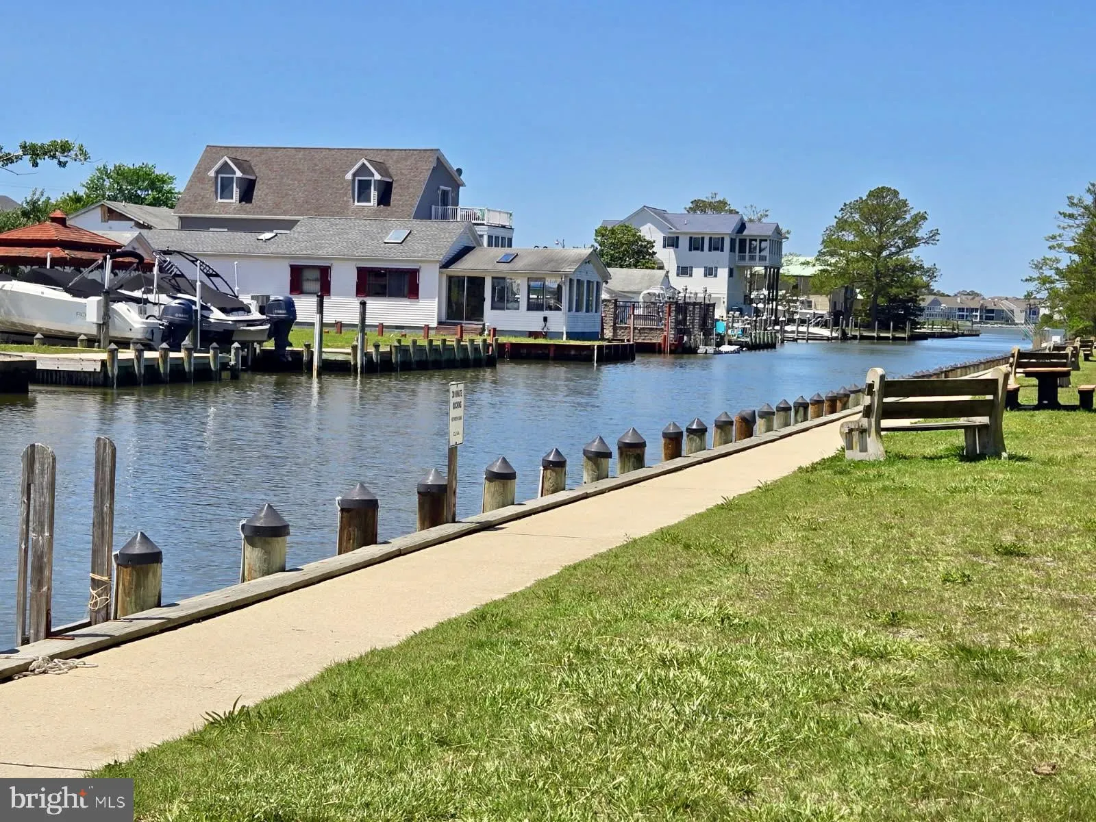 Ocean View, Delaware 19970, United States, 3 Bedrooms Bedrooms, ,2 BathroomsBathrooms,Residential,Contingent,125990