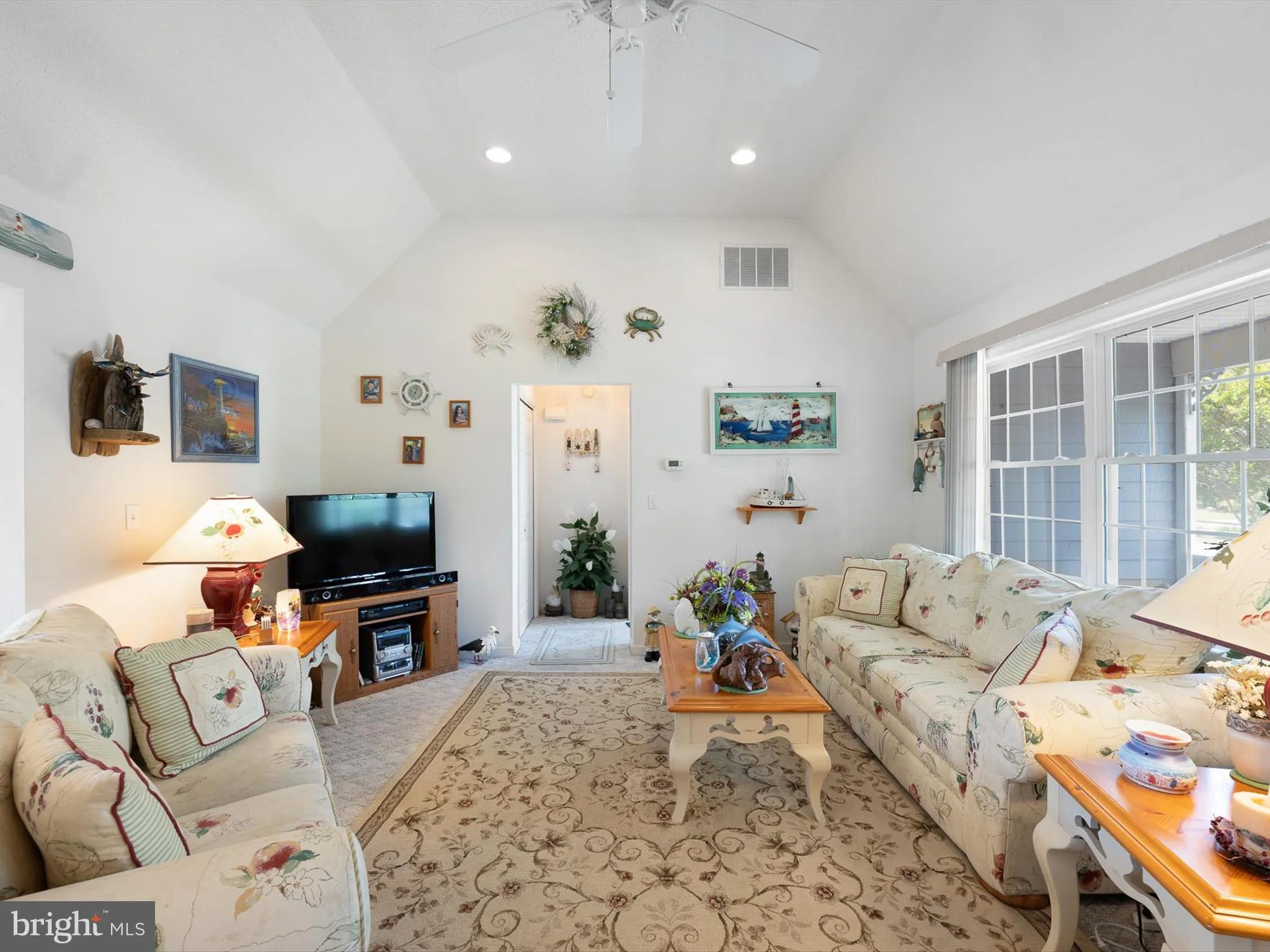 Ocean View, Delaware 19970, United States, 3 Bedrooms Bedrooms, ,2 BathroomsBathrooms,Residential,Contingent,125990