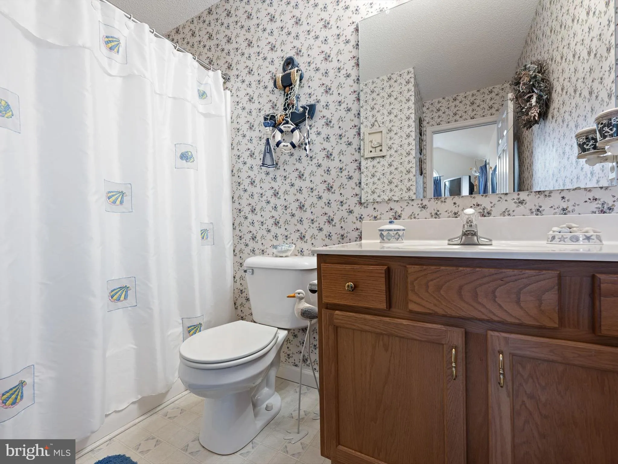 Ocean View, Delaware 19970, United States, 3 Bedrooms Bedrooms, ,2 BathroomsBathrooms,Residential,Contingent,125990