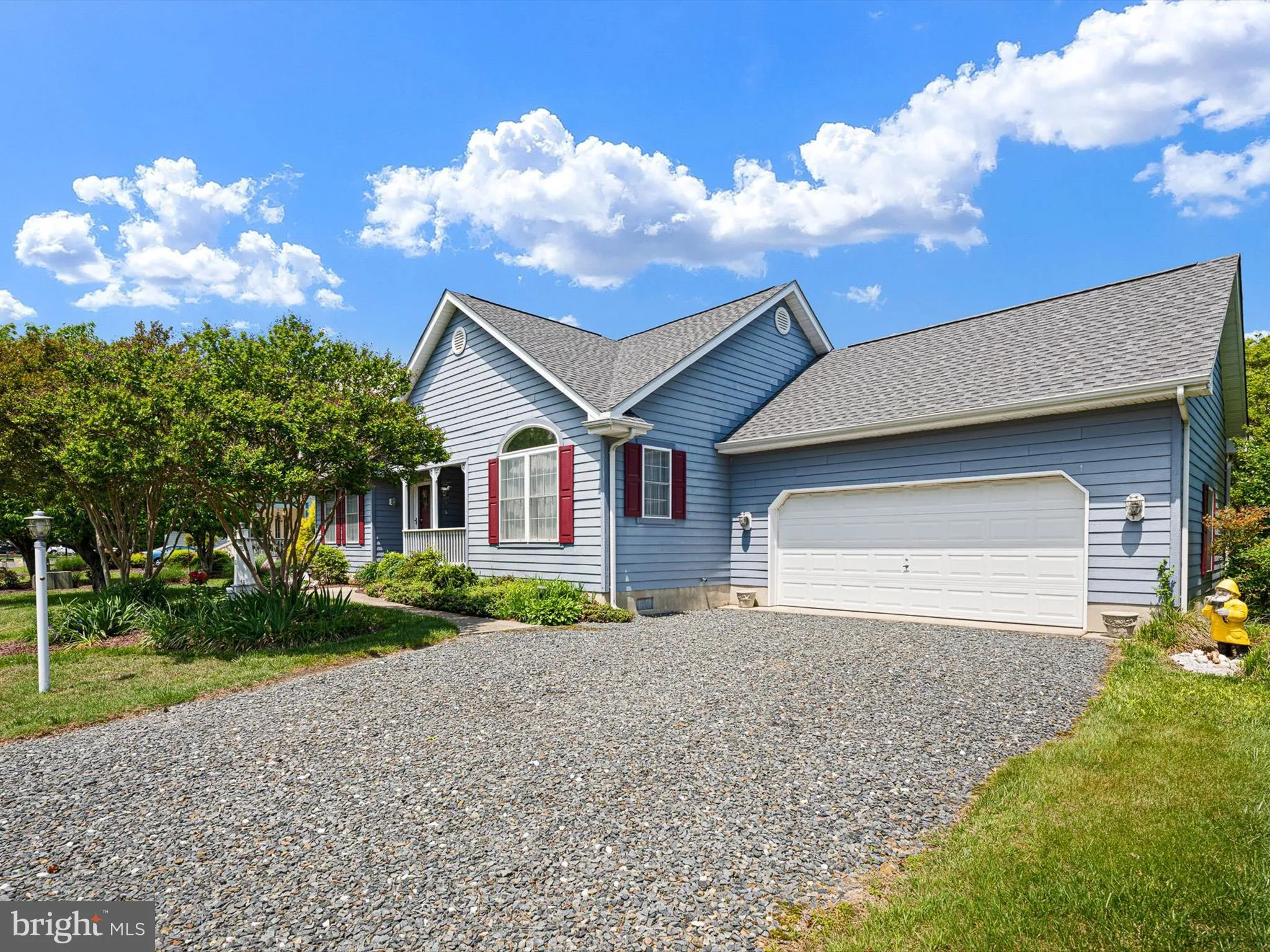 Ocean View, Delaware 19970, United States, 3 Bedrooms Bedrooms, ,2 BathroomsBathrooms,Residential,Contingent,125990