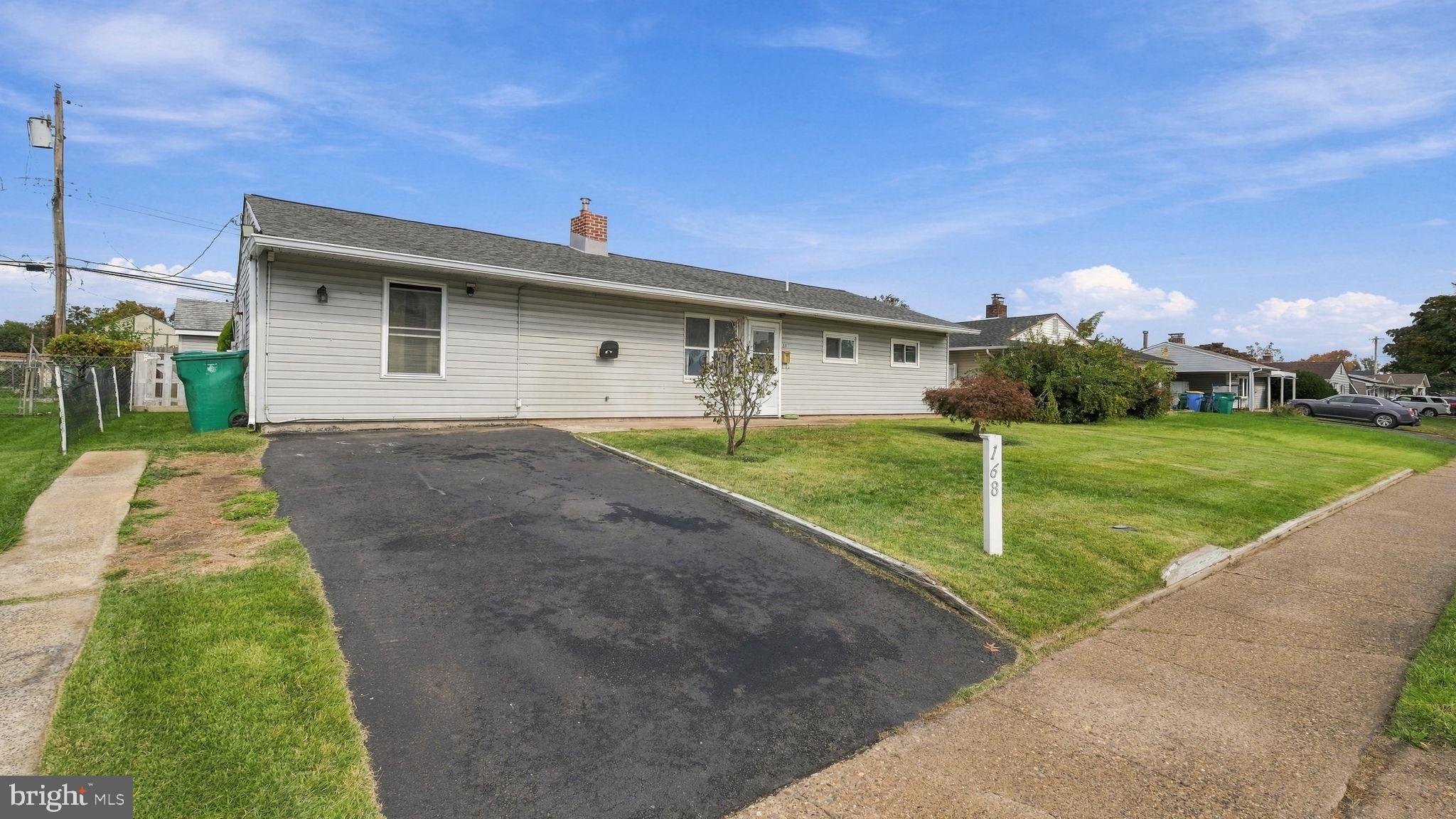 168 FARMBROOK DRIVE