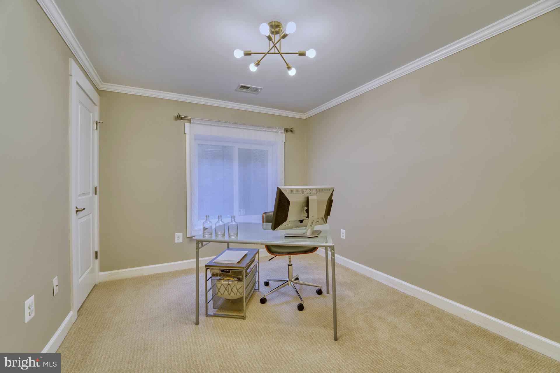 FALLS CHURCH CITY - Residential